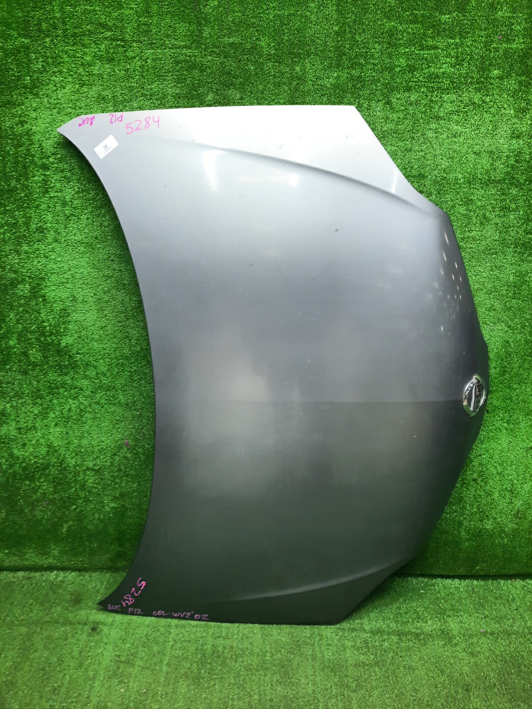 Капот NISSAN PRIMERA P12, QP12, TNP12, TP12, HP12, RP12, WTNP12, WTP12, WHP12, WRP12 , QG18DE, QR20DE, SR20VE, QR25DD 5284 1 ракурс