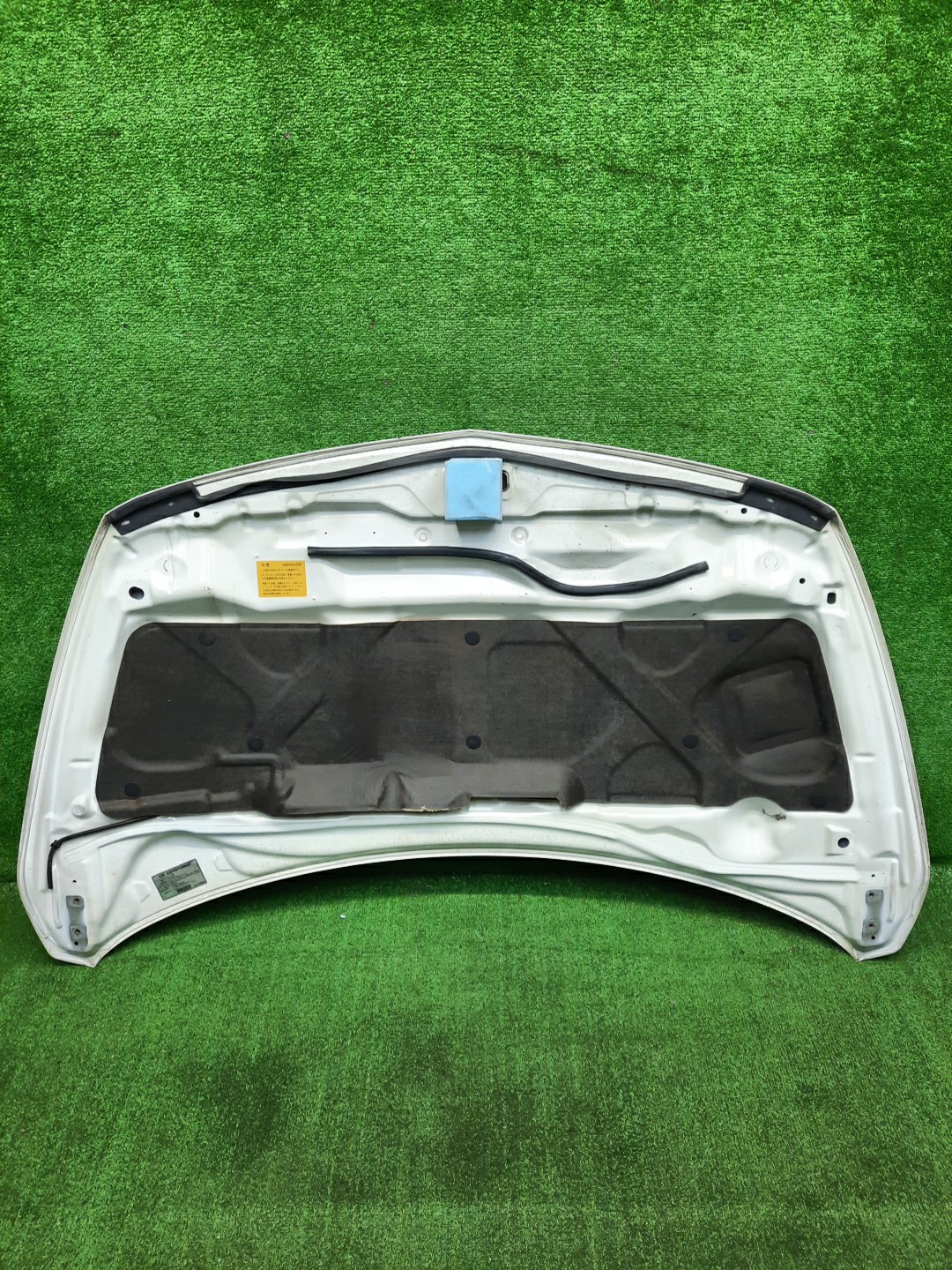 Капот MITSUBISHI GRANDIS NA4W 5349 3 ракурс
