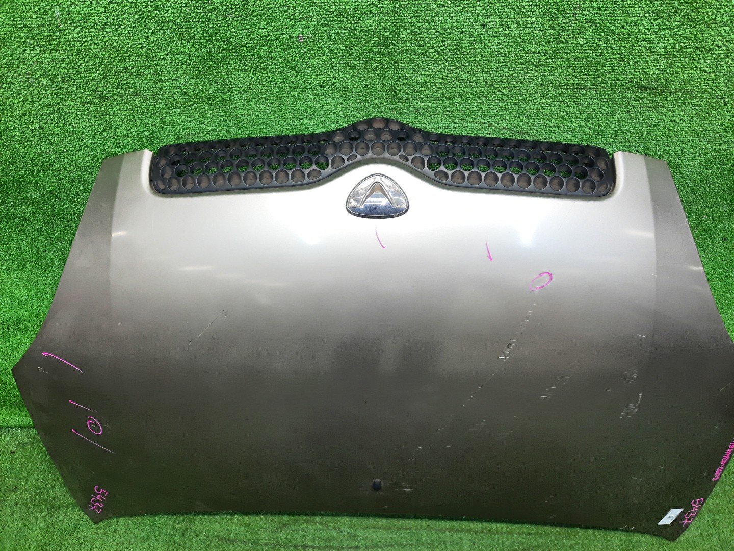 Капот TOYOTA VITZ, YARIS SCP10, NCP10, SCP13, NCP15, NCP11, NCP13 5437 2 ракурс