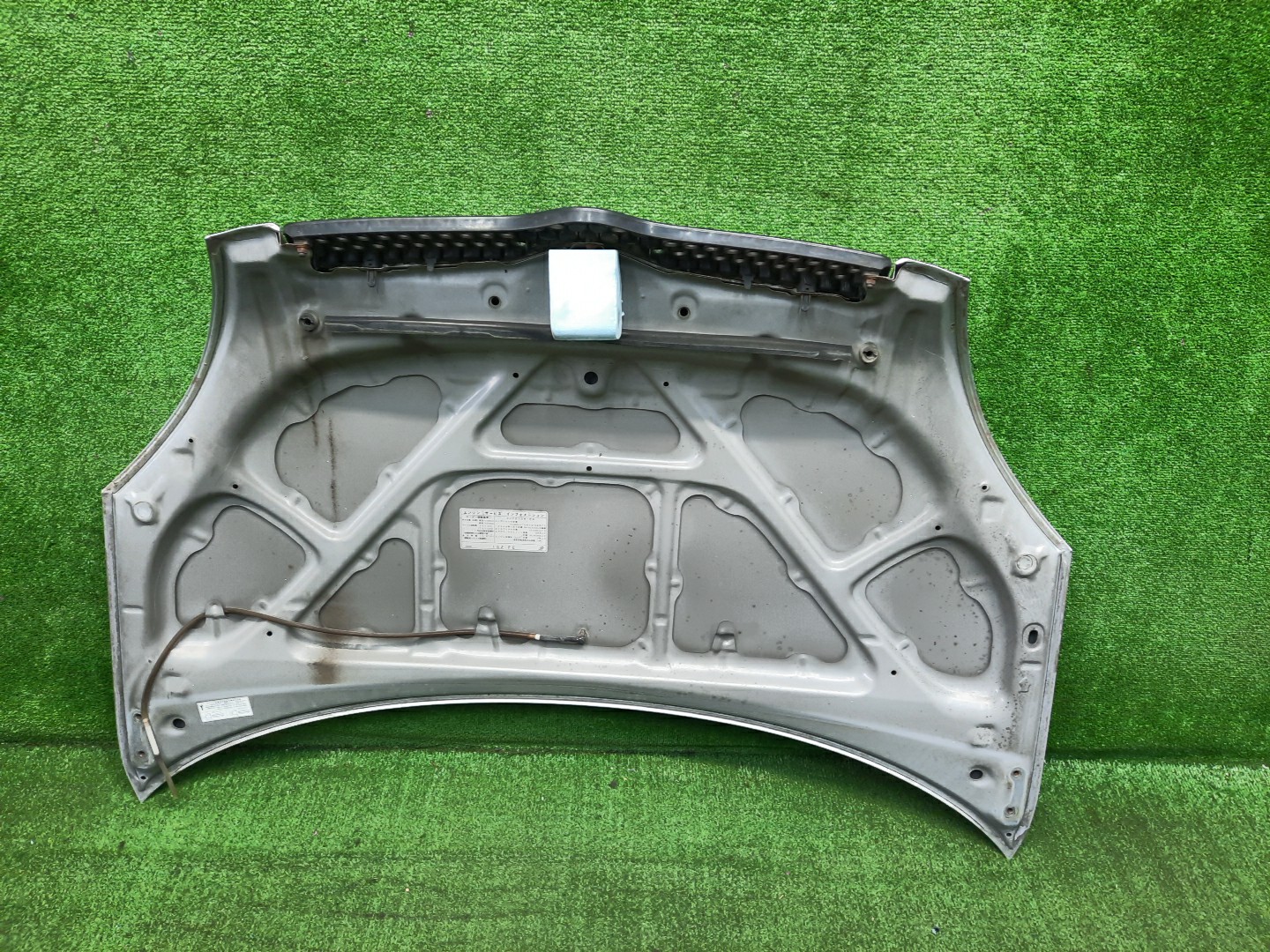 Капот TOYOTA VITZ, YARIS SCP10, NCP10, SCP13, NCP15, NCP11, NCP13 5556 4 ракурс
