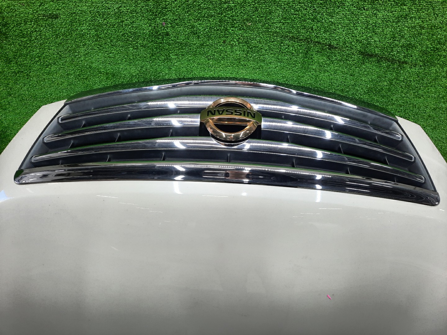 Капот NISSAN TEANA TNJ32, PJ32, J32 5582 2 ракурс Капот NISSAN TEANA TNJ32, PJ32, J32 5582 2 ракурс