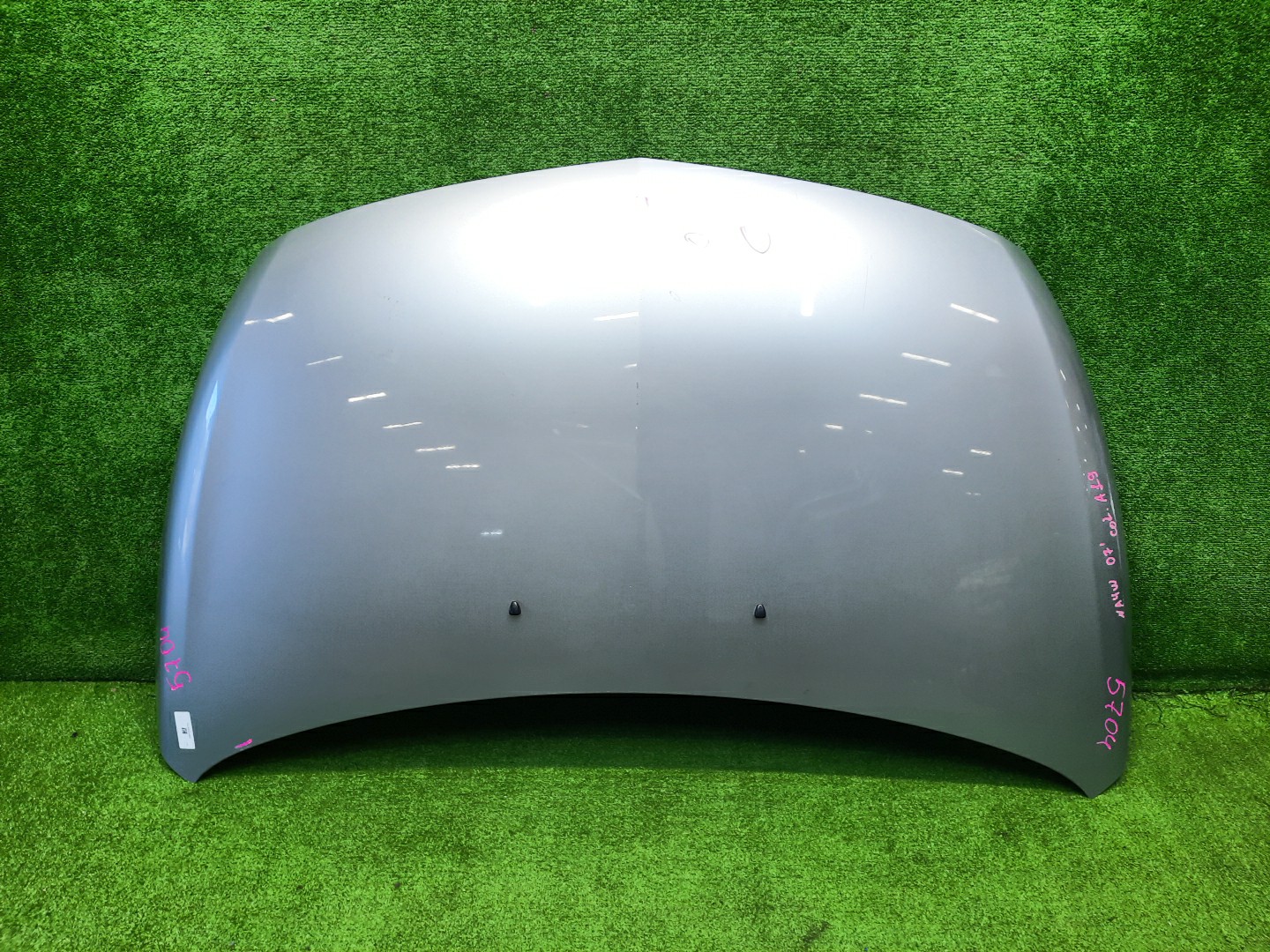 Капот MITSUBISHI GRANDIS NA4W 5704 1 ракурс
