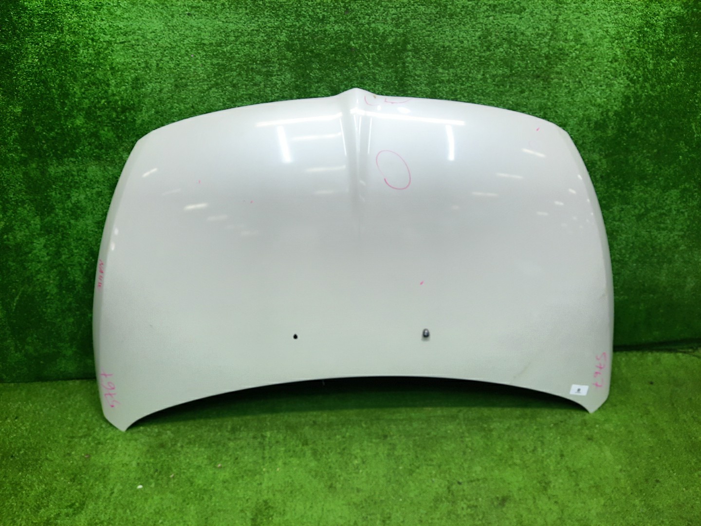Капот MITSUBISHI GRANDIS NA4W 5767 1 ракурс