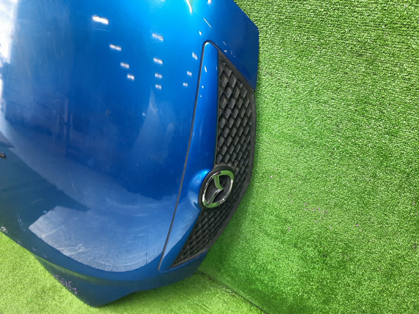 Капот MAZDA DEMIO DY3W, DY5W, DY3R 5834 2 ракурс