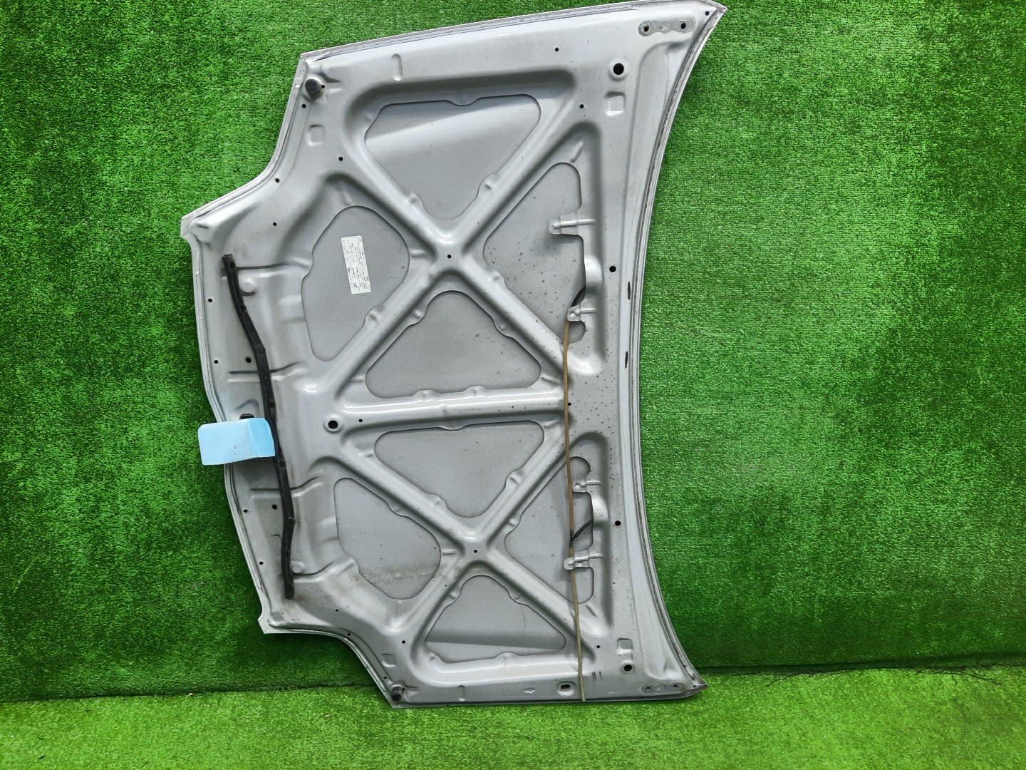Капот TOYOTA COROLLA, COROLLA FIELDER ZZE124, NZE121, NZE120, ZZE122, NZE124, CE121, NZE121G, ZZE123G, ZZE124G, ZZE122G, NZE124G 5847 3 ракурс