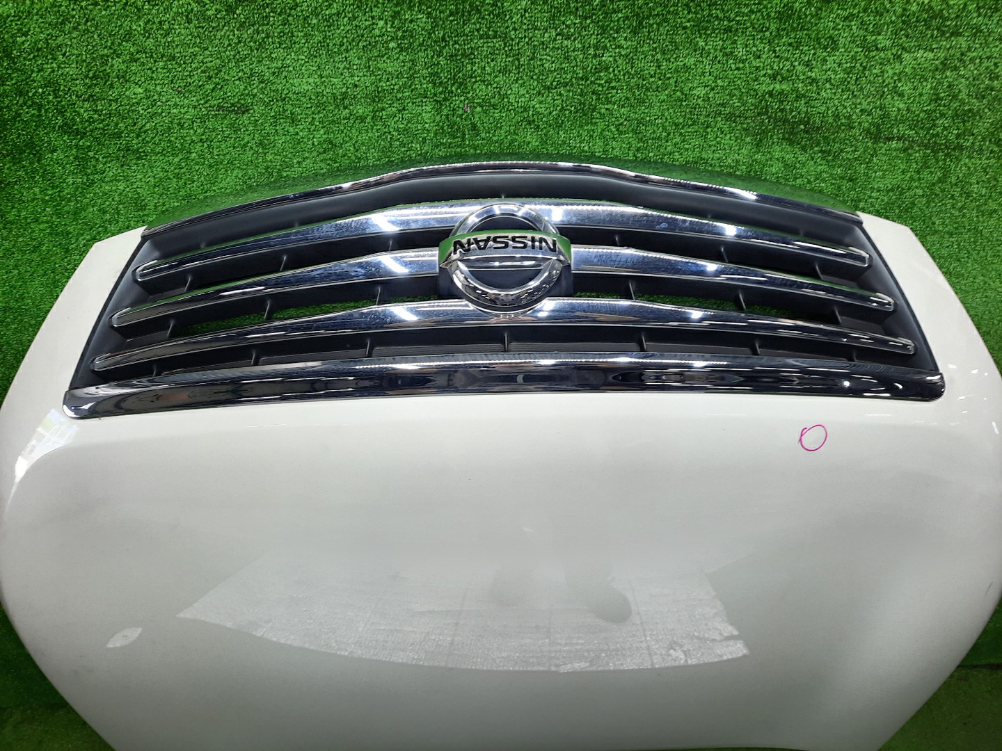 Капот NISSAN TEANA TNJ32, PJ32, J32 6142 3 ракурс Капот NISSAN TEANA TNJ32, PJ32, J32 6142 3 ракурс