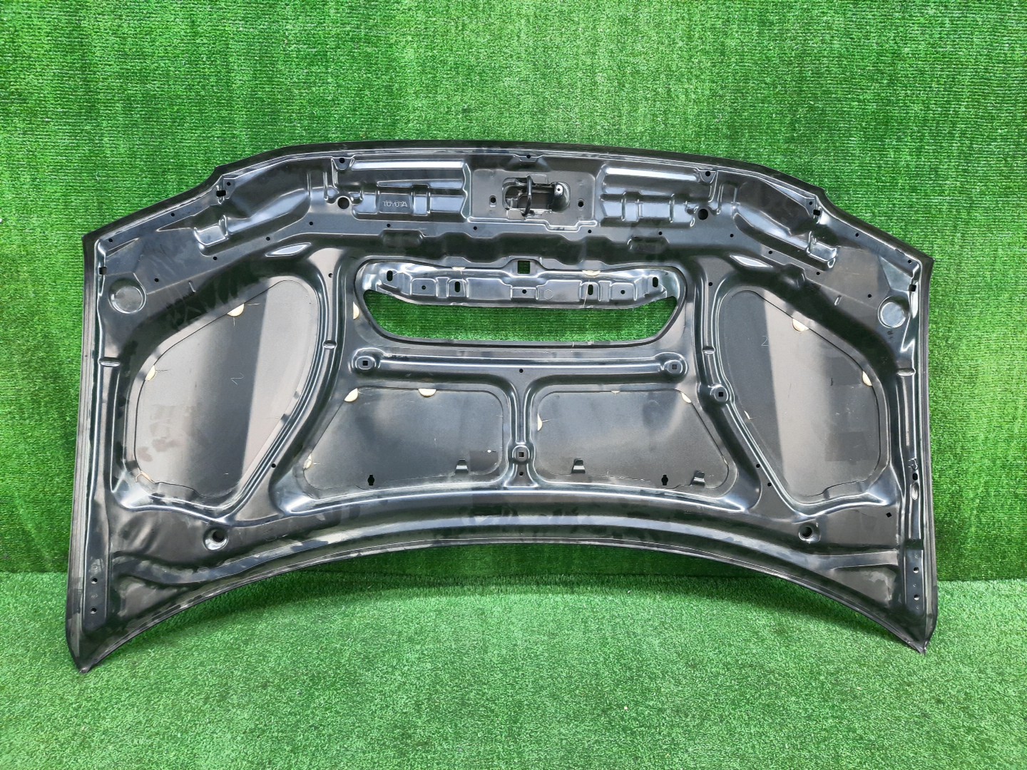 Капот TOYOTA TOWN ACE NOAH, LITE ACE NOAH, NOAH, LITE ACE CR40G, SR40G, SR50G, CR50G, CR42V, CR51V, CR41V, KR40V, KR42V, CR52V, KR41V 53301-28060 2 ракурс Капот TOYOTA TOWN ACE NOAH, LITE ACE NOAH, NOAH, LITE ACE CR40G, SR40G, SR50G, CR50G, CR42V, CR51V, CR41V, KR40V, KR42V, CR52V, KR41V 53301-28060 2 ракурс