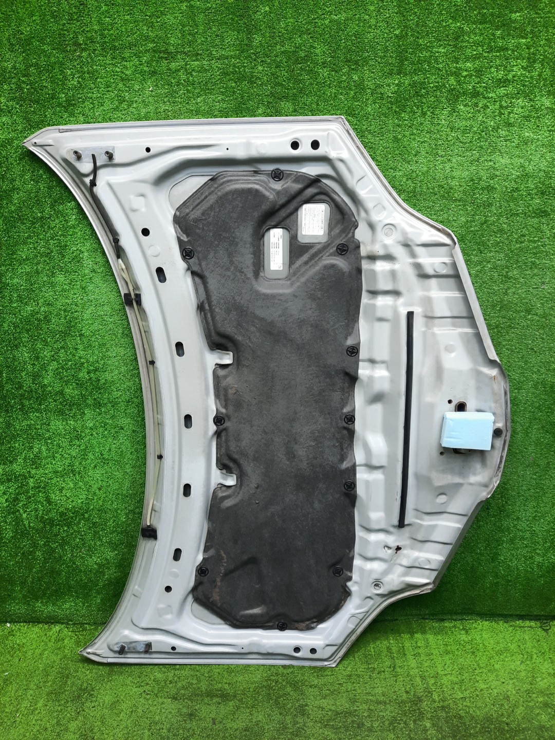 Капот NISSAN PRIMERA P12, QP12, TNP12, TP12, HP12, RP12, WTNP12, WTP12, WHP12, WRP12 , QG18DE, QR20DE, SR20VE, QR25DD 6675 4 ракурс