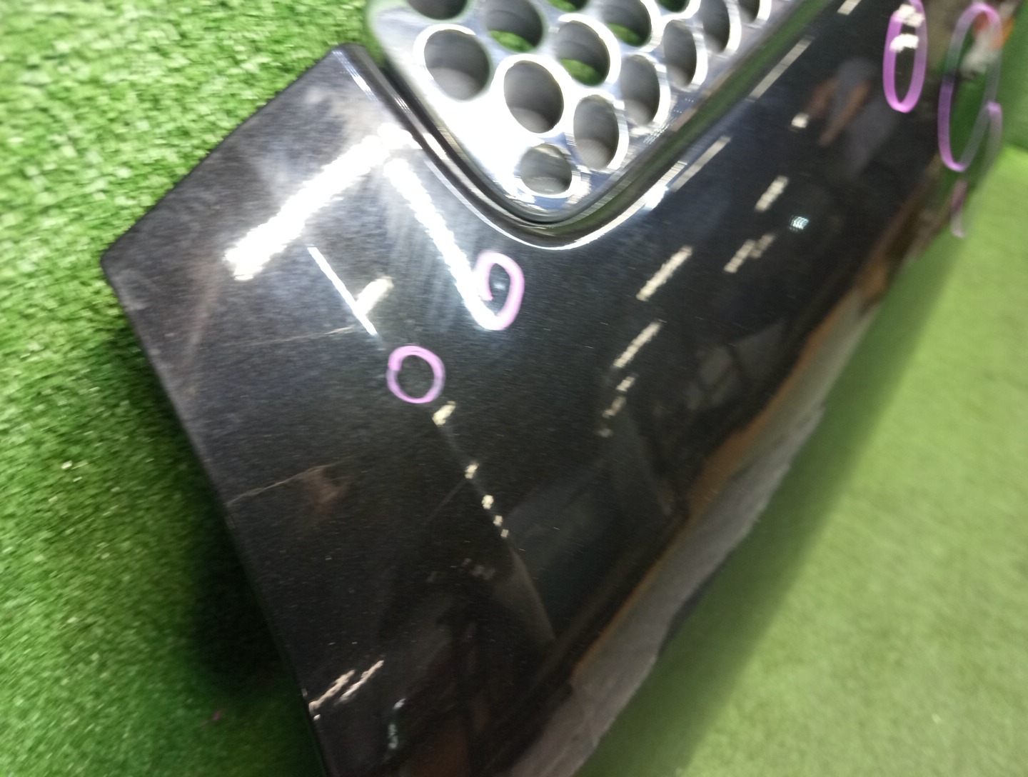 Капот TOYOTA VITZ, YARIS SCP10, NCP10, SCP13, NCP15, NCP11, NCP13 6755 3 ракурс