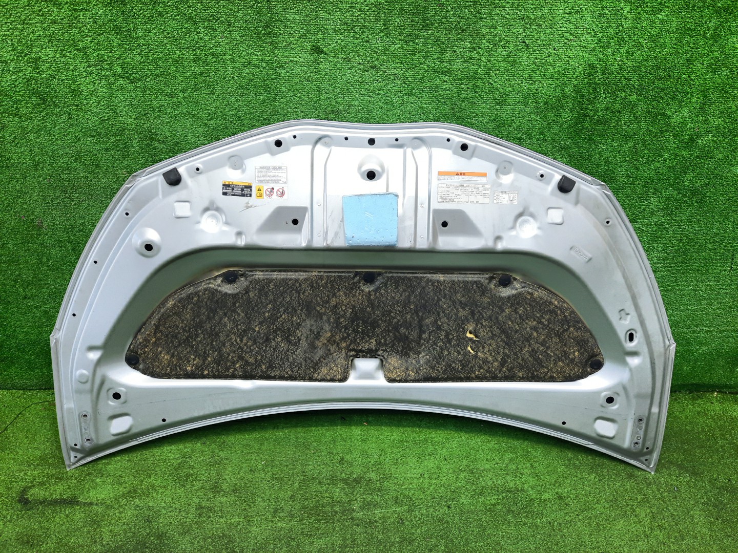 Капот TOYOTA VITZ, YARIS KSP130, NSP130, NSP135, NCP131 6865 3 ракурс