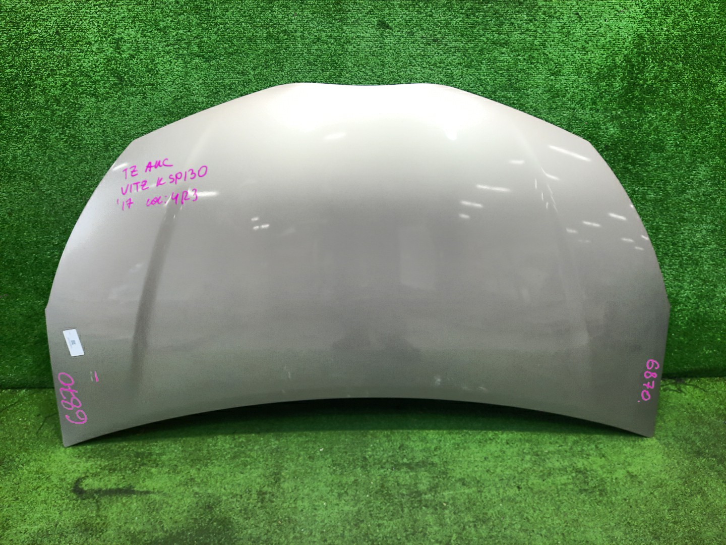 Капот TOYOTA VITZ, YARIS KSP130, NSP130, NSP135, NCP131 6870 1 ракурс