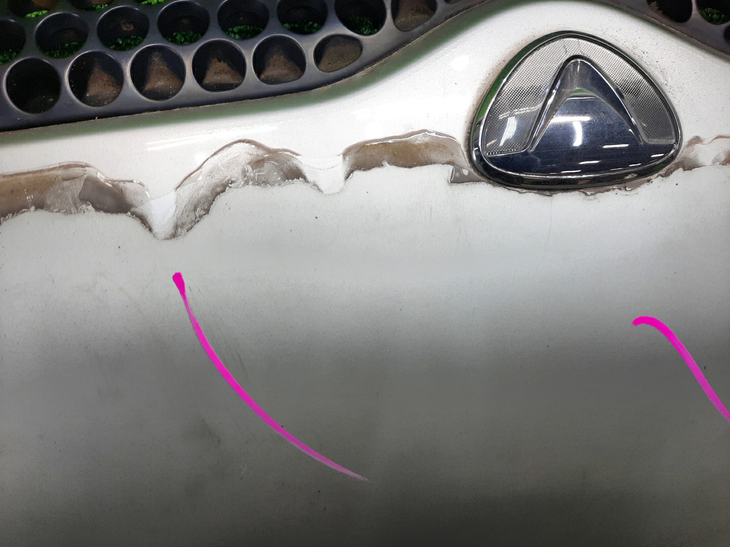 Капот TOYOTA VITZ, YARIS SCP10, NCP10, SCP13, NCP15, NCP11, NCP13 6876 3 ракурс