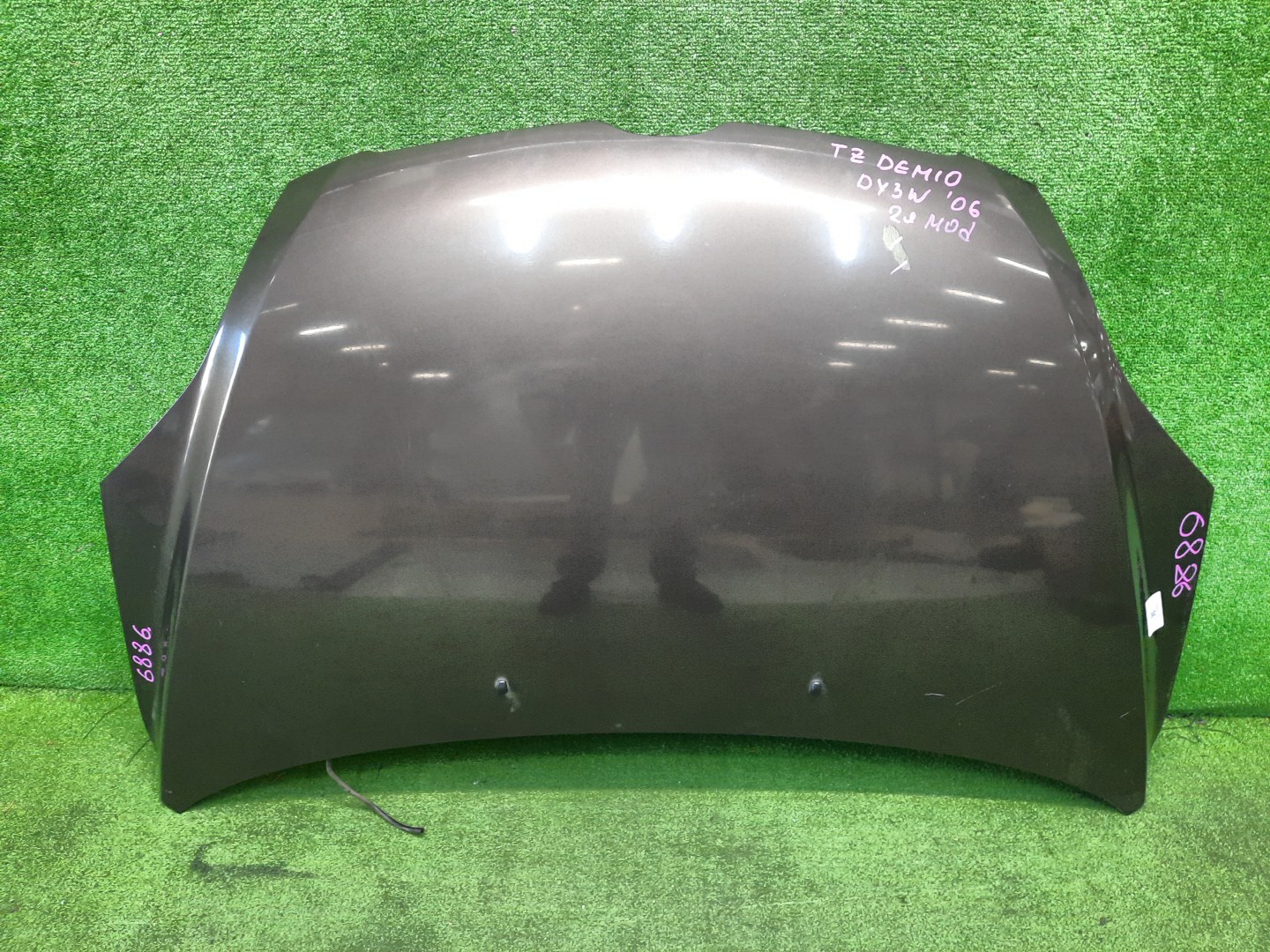 Капот MAZDA DEMIO DY3W, DY5W, DY3R 6886 1 ракурс
