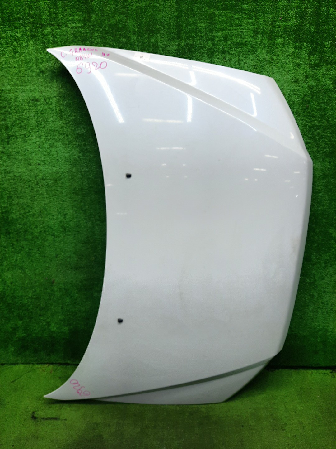 Капот MITSUBISHI CHARIOT GRANDIS, CHARIOT N84W, N94W, N96W, N86W 6920 1 ракурс