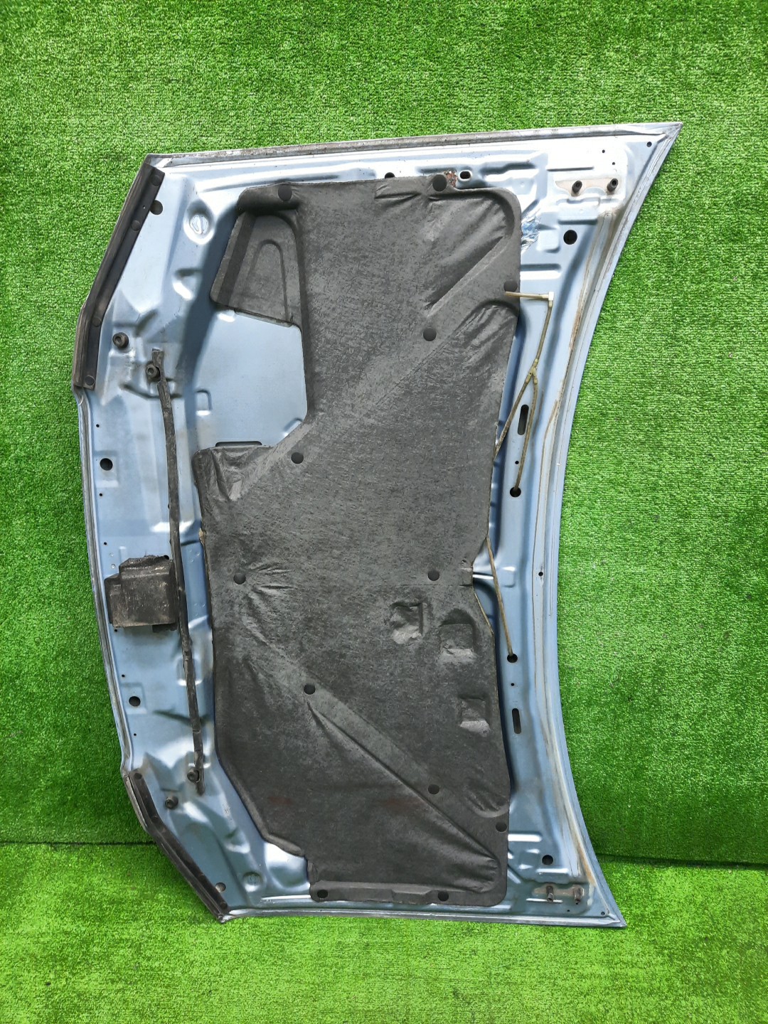 Капот MAZDA DEMIO DW3W, DW5W 6982 4 ракурс