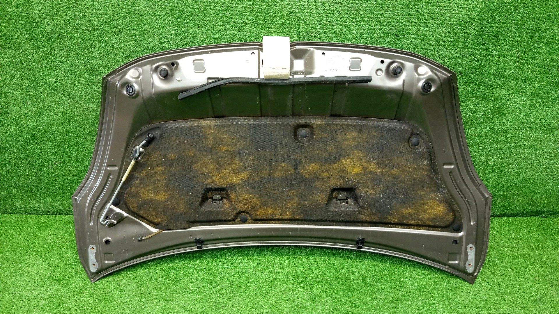Капот TOYOTA ISIS ZNM10, ZNM10W, ANM10, ANM10W, ANM15, ANM15W, ZGM10, ZGM10W, ZGM11, ZGM11W, ZGM15, ZGM15W, ANM10G, ZGM10G, ANM15G, ZNM10G, ZGM11G, ZGM15G 7206 3 ракурс