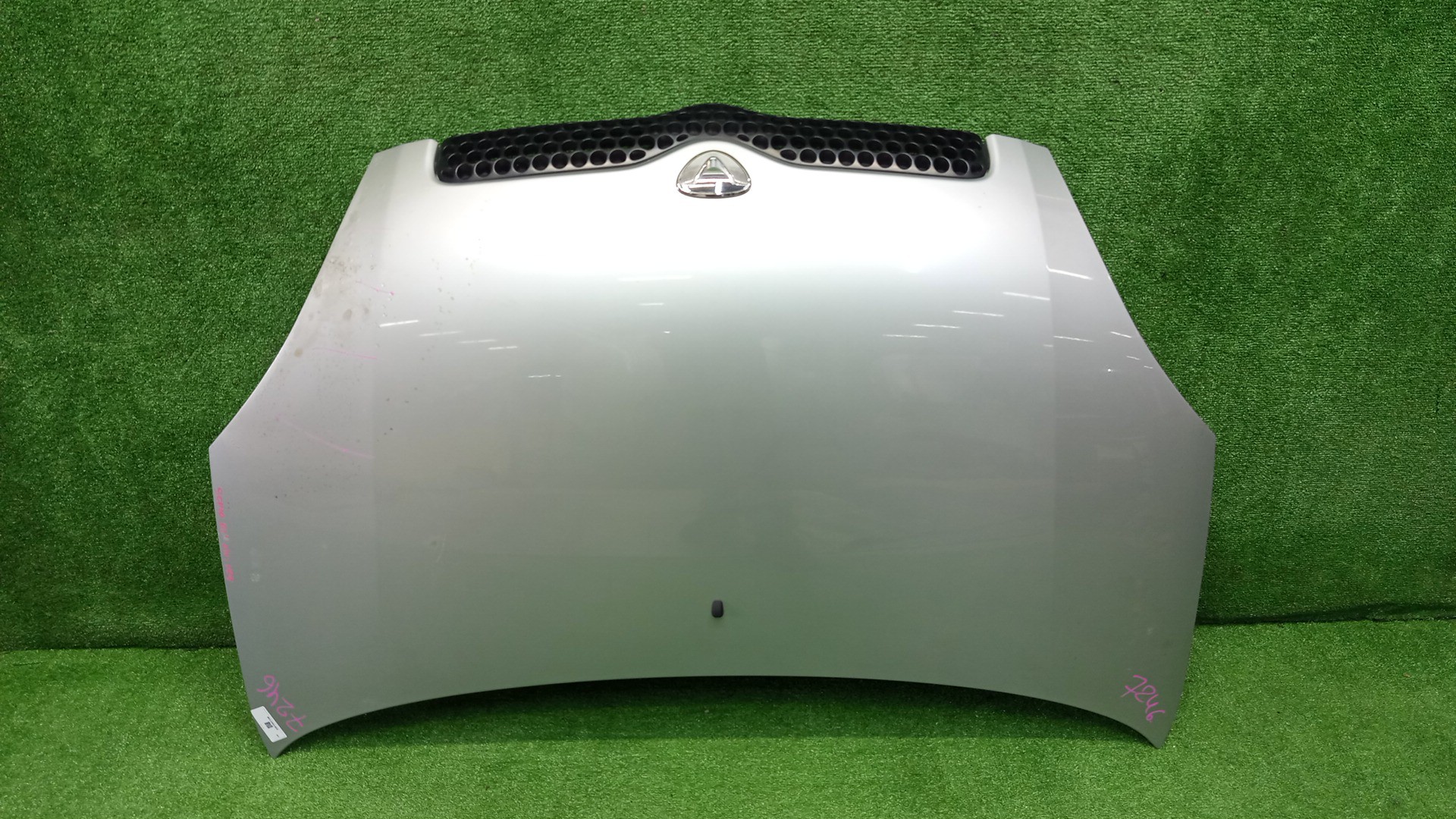 Капот TOYOTA VITZ, YARIS SCP10, NCP10, SCP13, NCP15, NCP11, NCP13 7246 1 ракурс