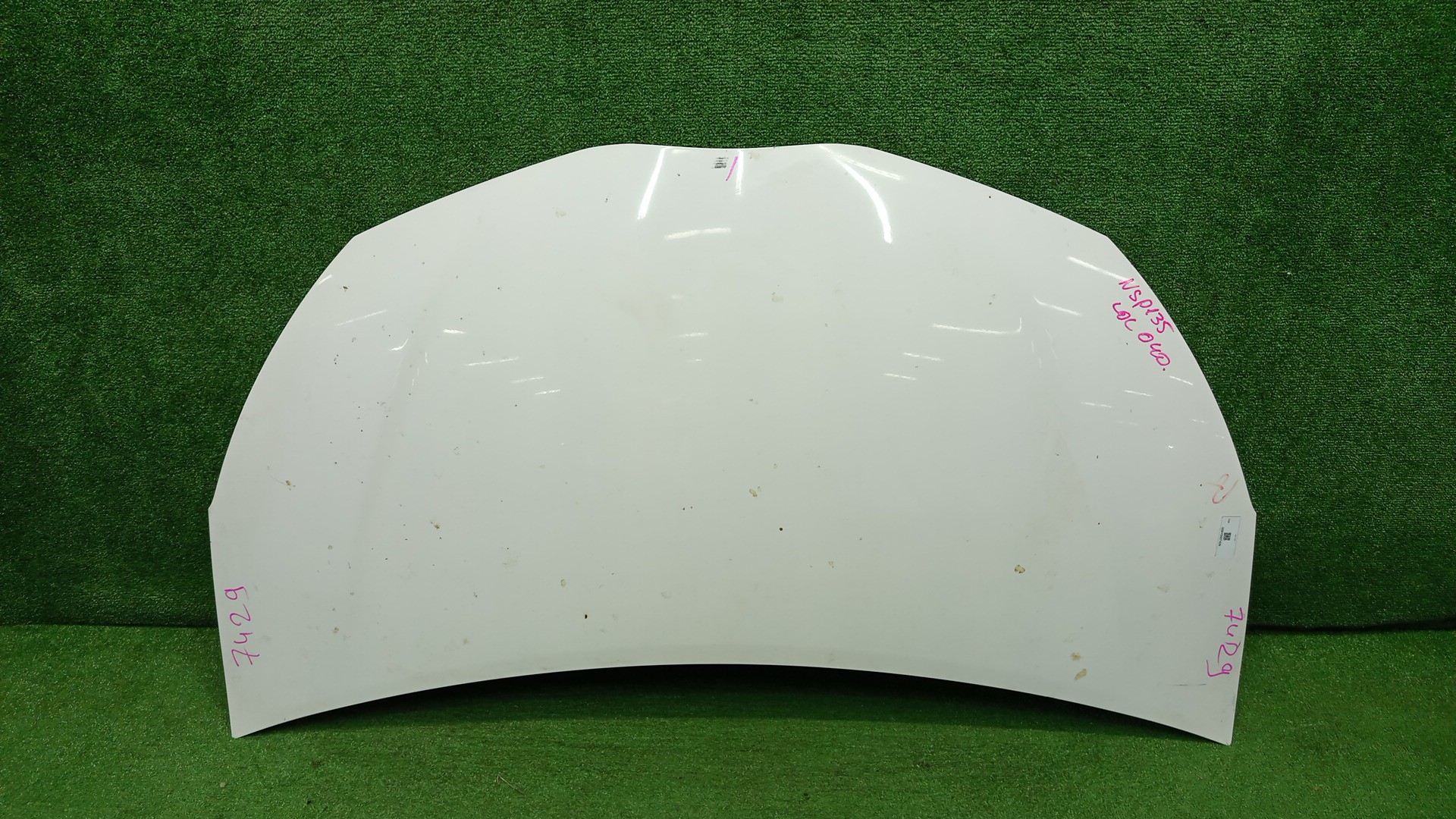 Капот TOYOTA VITZ, YARIS KSP130, NSP130, NSP135, NCP131 7429 1 ракурс