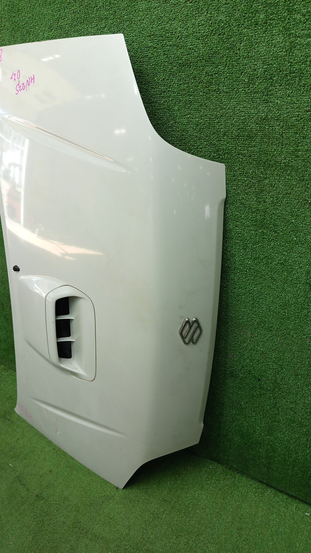 Капот SUZUKI KEI HN21S, HN11S, HN22S, HN12S 7938 2 ракурс