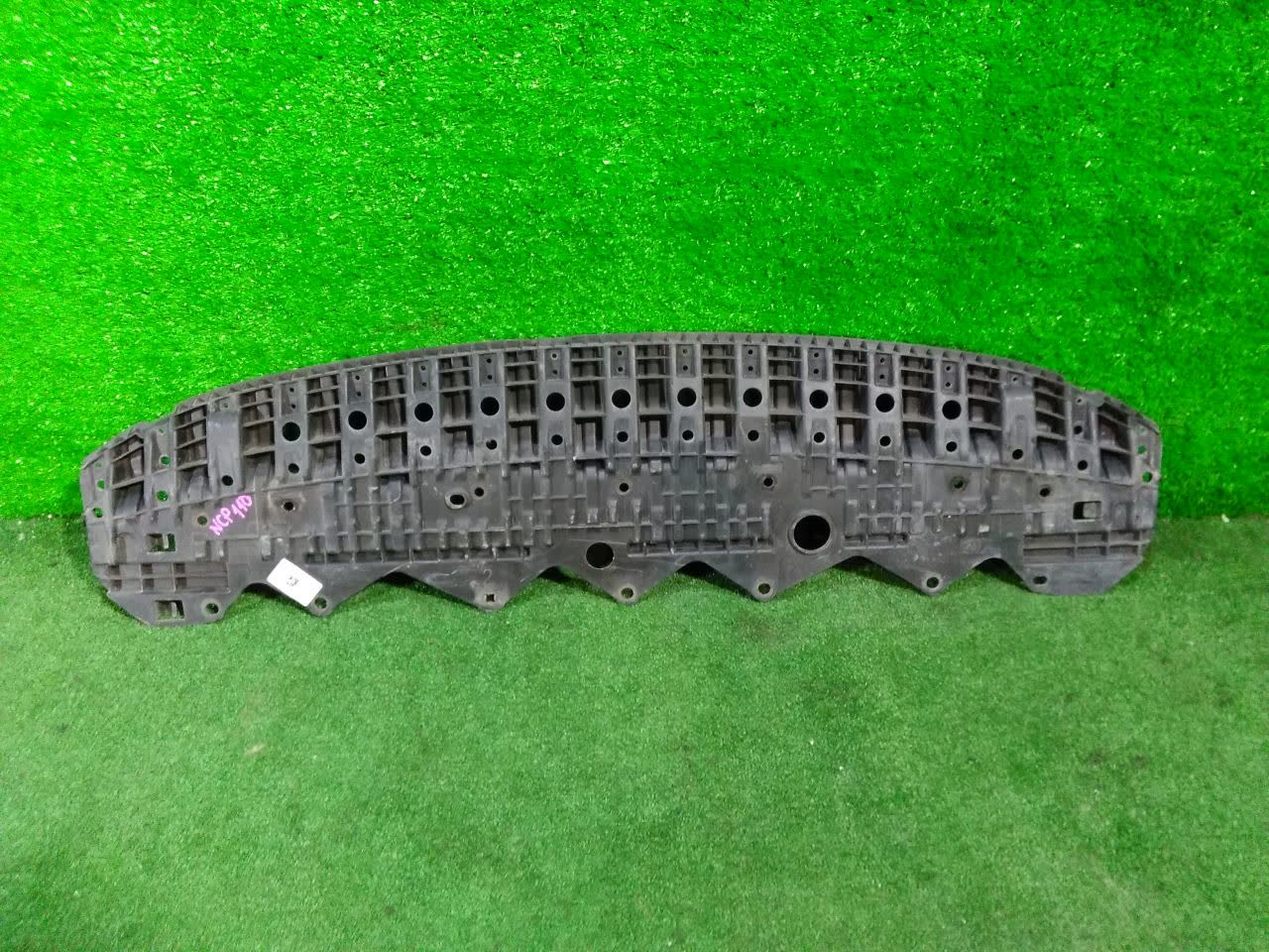 Защита передняя TOYOTA IST, URBAN CRUISER NCP110, NCP115, ZSP110, NSP110 52618-52020 1 ракурс Защита передняя TOYOTA IST, URBAN CRUISER NCP110, NCP115, ZSP110, NSP110 52618-52020 1 ракурс