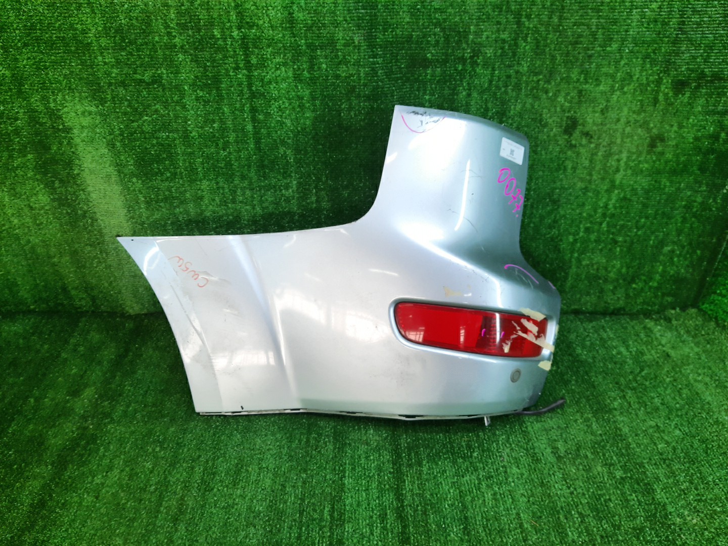 Клык бампера левый задний MITSUBISHI OUTLANDER CW4W, CW6W, CW5W 2684 1 ракурс