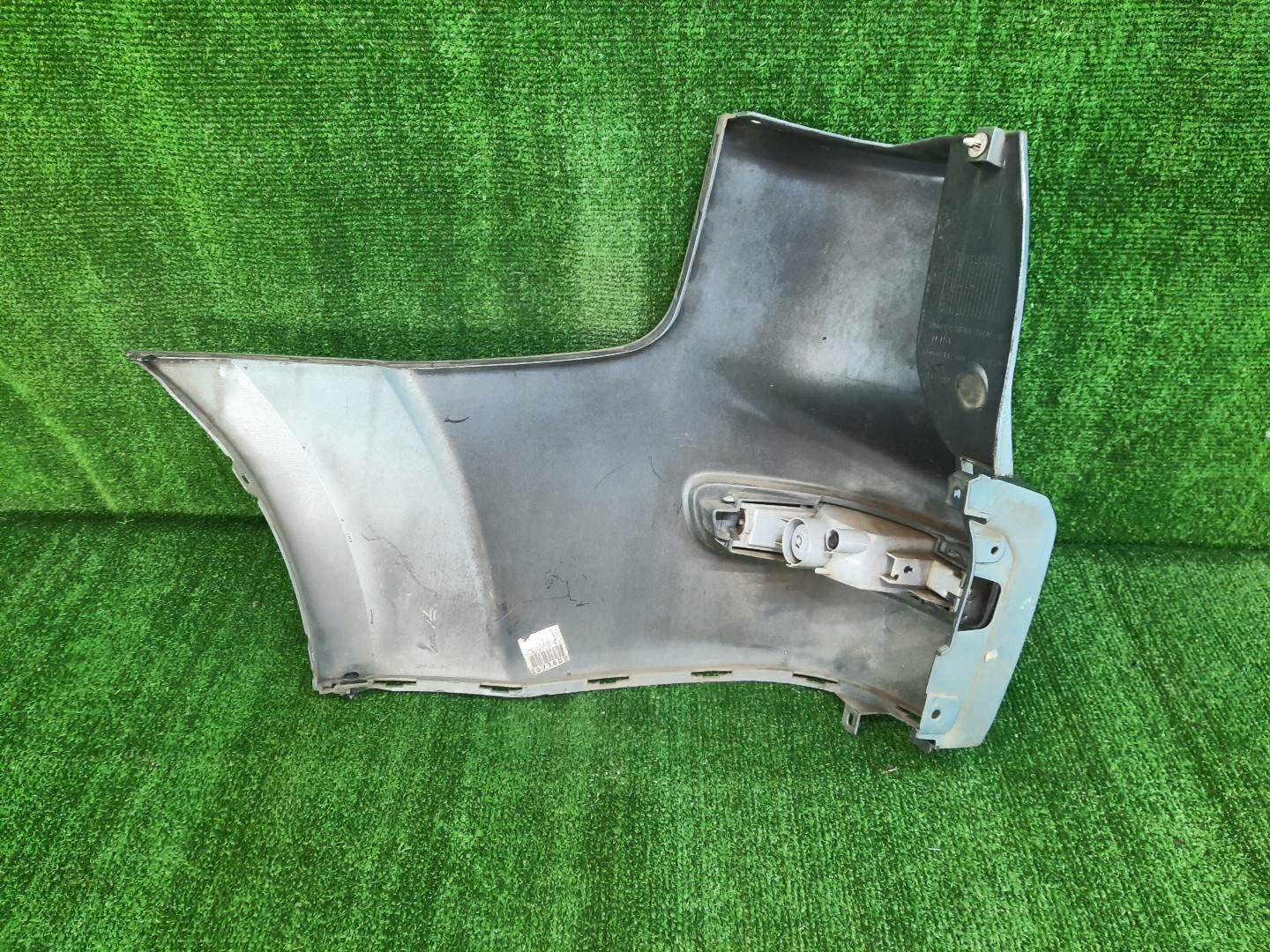 Клык бампера правый задний MITSUBISHI OUTLANDER CW4W, CW6W, CW5W 2684 3 ракурс