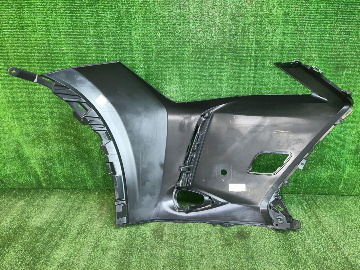Клык бампера левый передний LEXUS UX200 MZAA10 52113-76902 2 ракурс