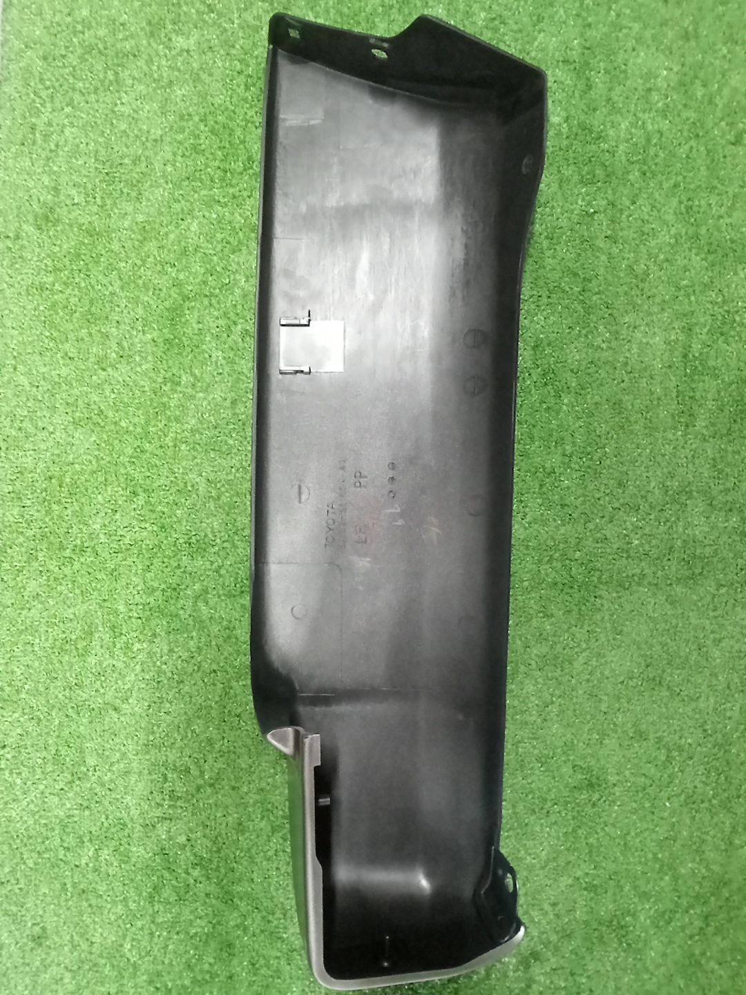 Клык бампера левый задний TOYOTA LAND CRUISER HZJ71 52107-60151-B4 2 ракурс