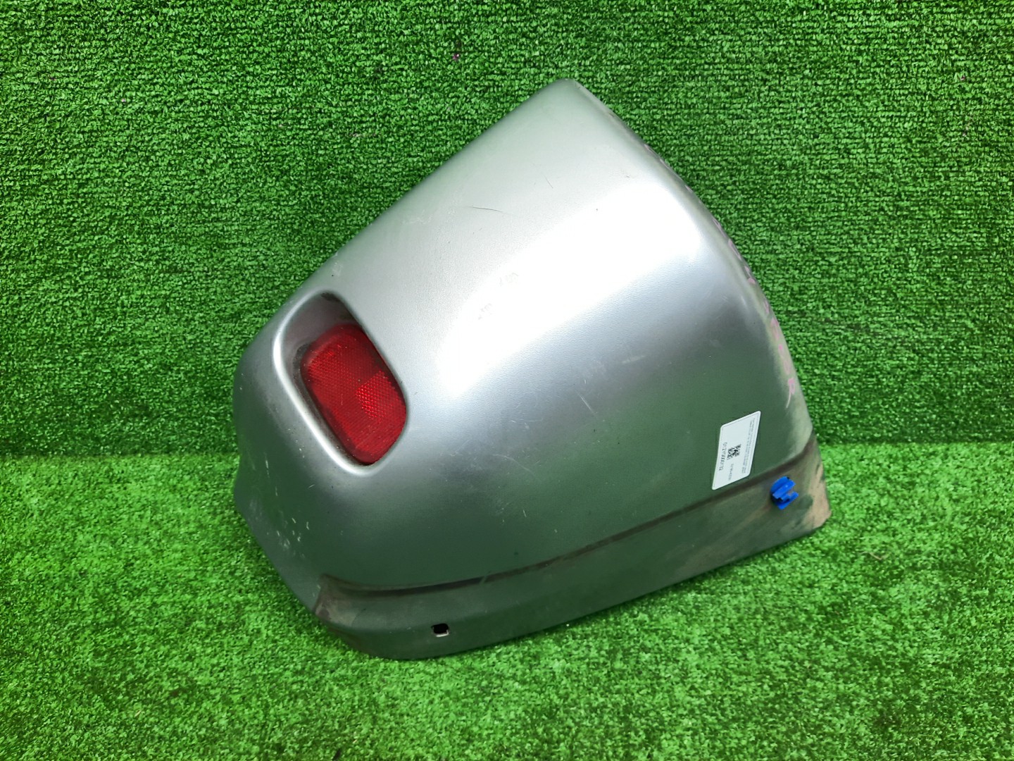 Клык бампера правый задний TOYOTA RAV4 ACA20W, ZCA25W 52160-42330 1 ракурс