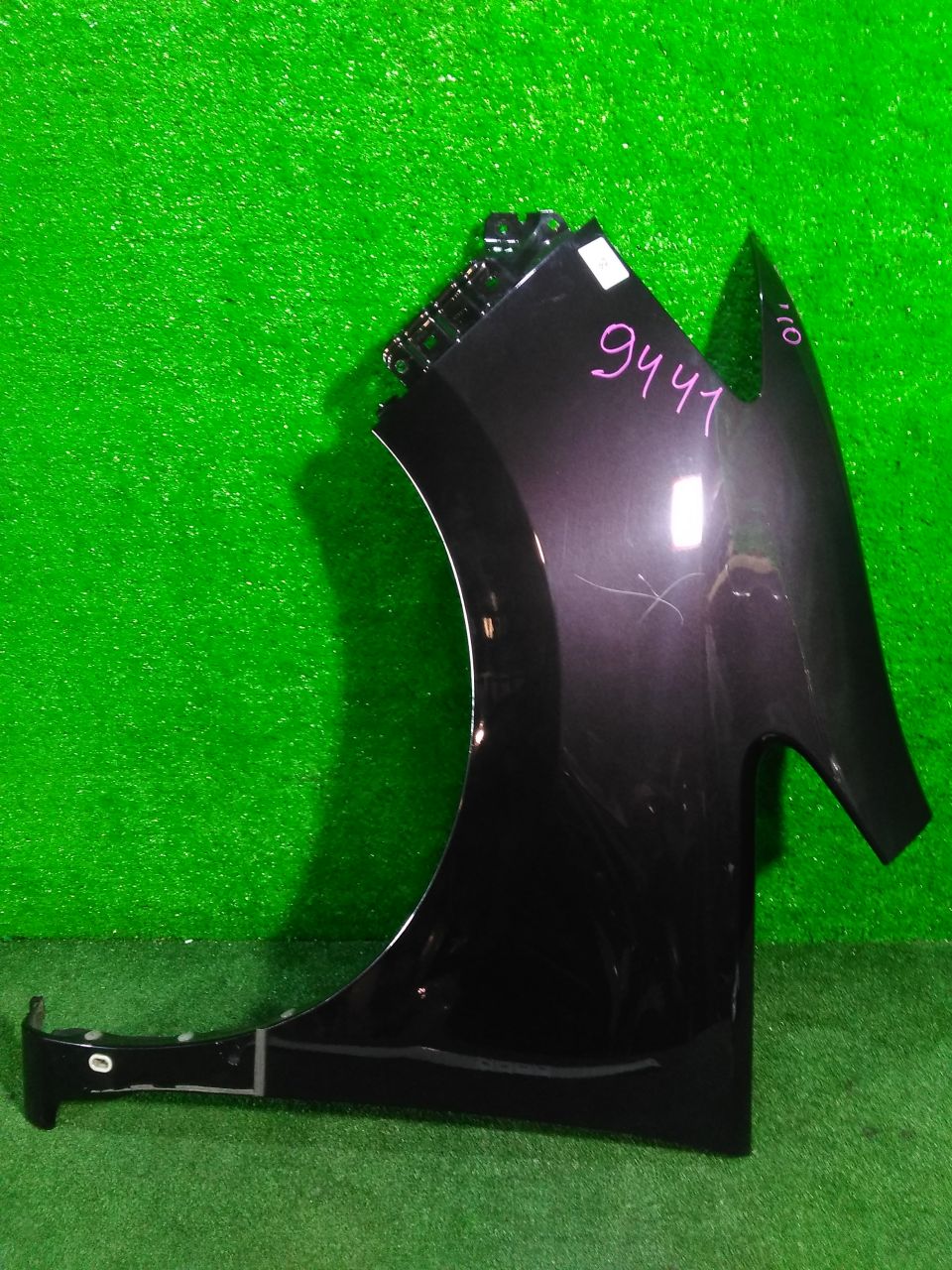 Крыло левое переднее NISSAN SERENA C26 9441 1 ракурс
