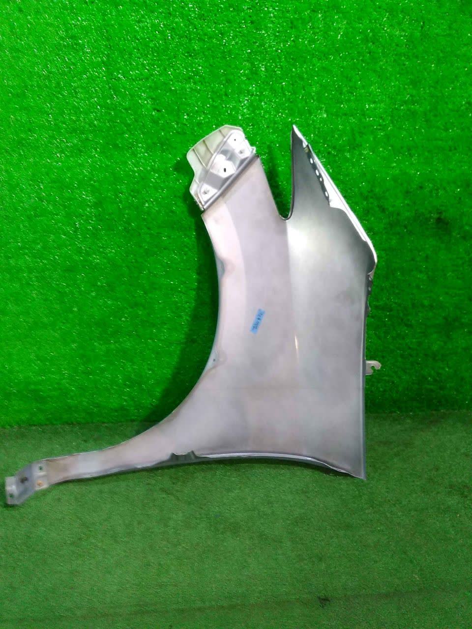 Крыло правое переднее TOYOTA ESTIMA GSR55W, ACR50W, GSR50W, AHR20W, ACR55W 0683 2 ракурс