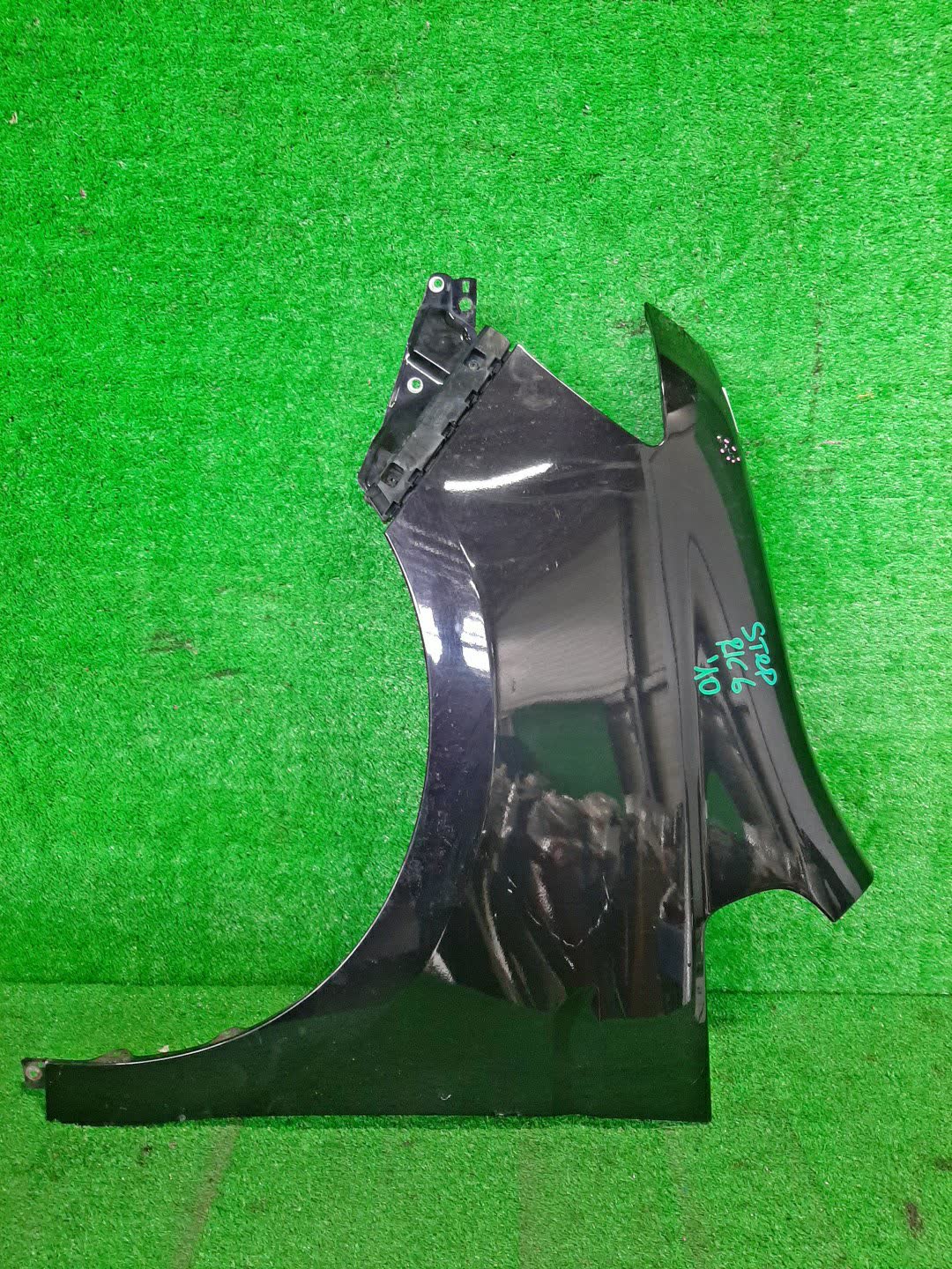Крыло левое переднее HONDA STEPWGN RK1, RK2, RK4, RK5, RK3, RK6, RK7 8527 1 ракурс