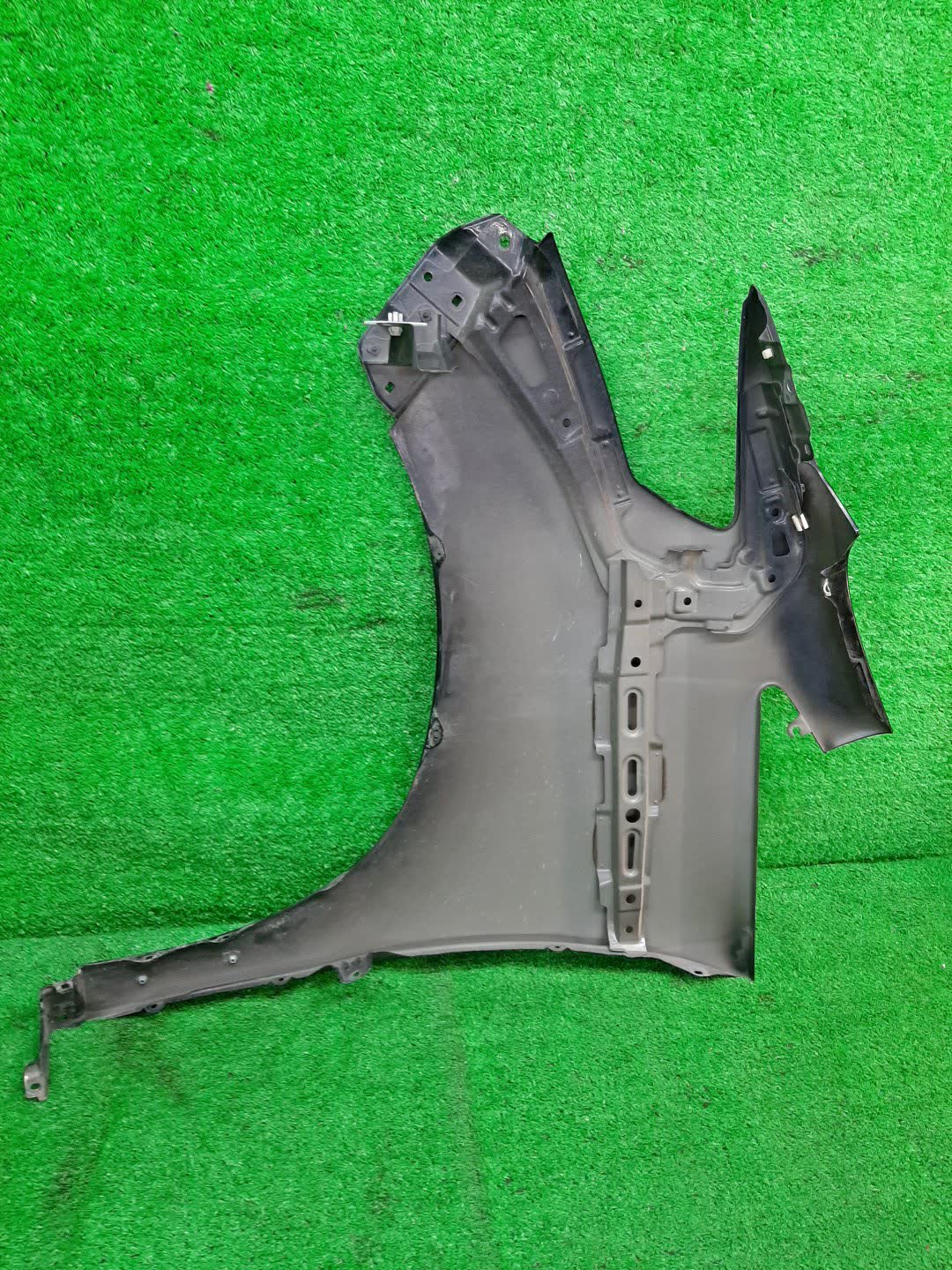 Крыло правое переднее TOYOTA ALPHARD ANH25W, GGH25W, GGH20W, ANH20W 1689 5 ракурс
