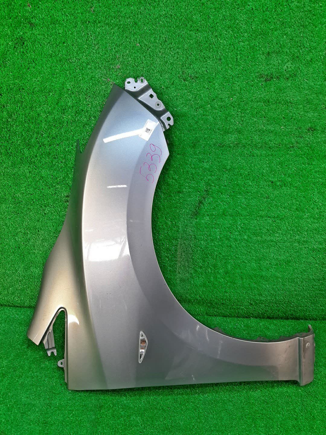 Крыло правое переднее NISSAN LAFESTA CWEFWN 5339 1 ракурс