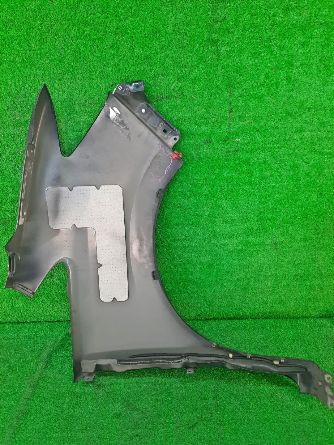 Крыло левое переднее NISSAN SERENA C26 7431 3 ракурс