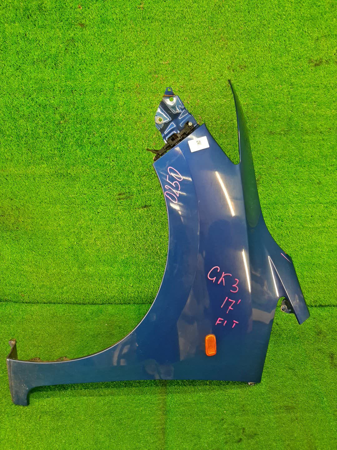 Крыло левое переднее HONDA FIT GK6, GP6, GP5, GK3, GK5, GK4 0250 1 ракурс