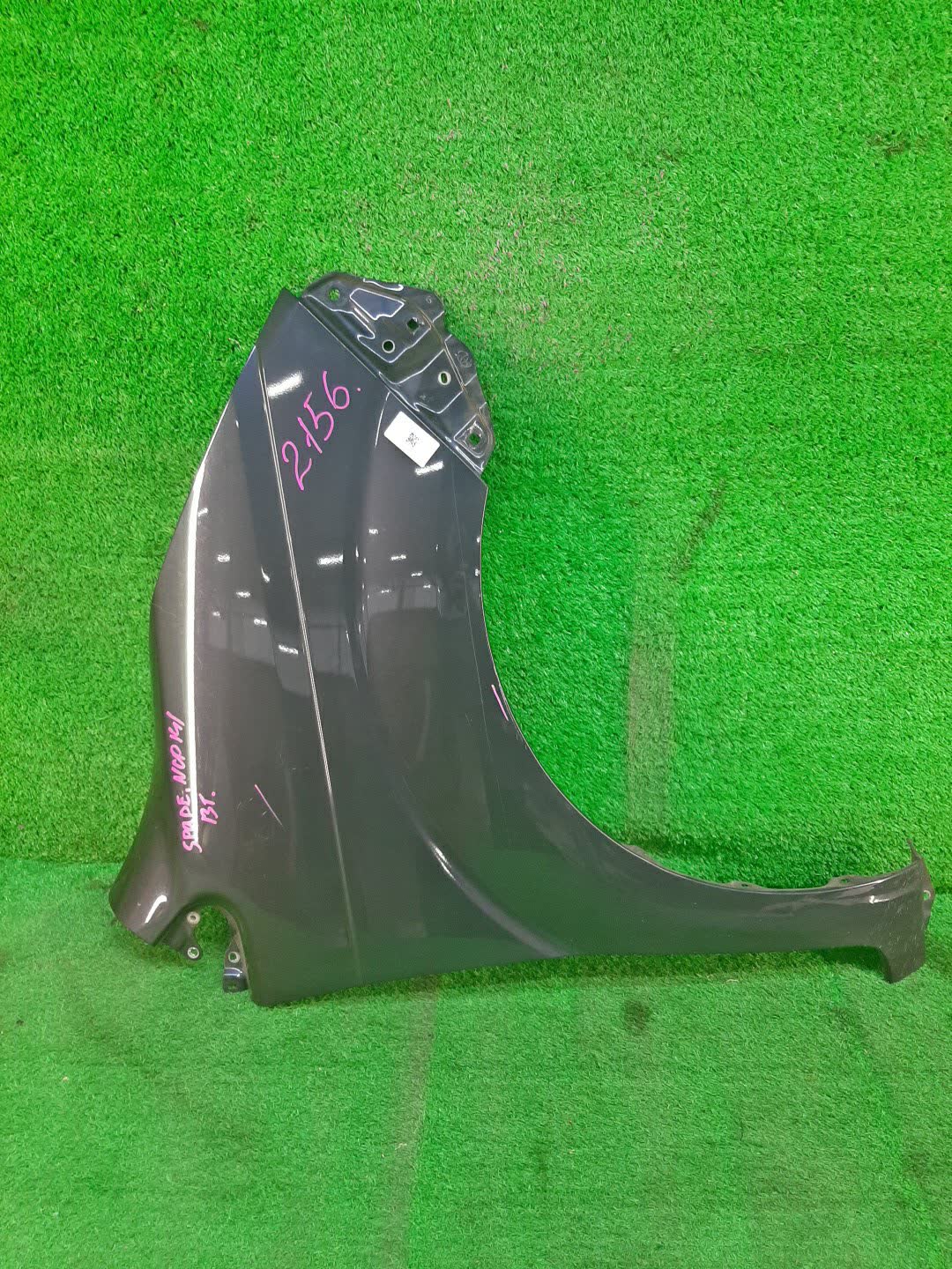 Крыло правое переднее TOYOTA SPADE NCP141, NSP140, NSP141, NCP145 2156 1 ракурс
