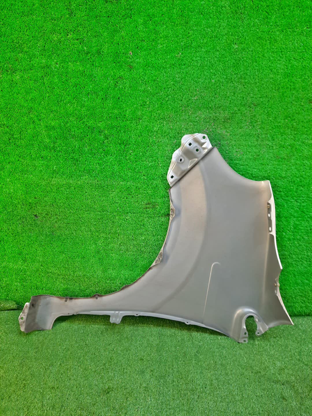 Крыло правое переднее TOYOTA PORTE NCP141, NSP140, NSP141, NCP145 3406 5 ракурс