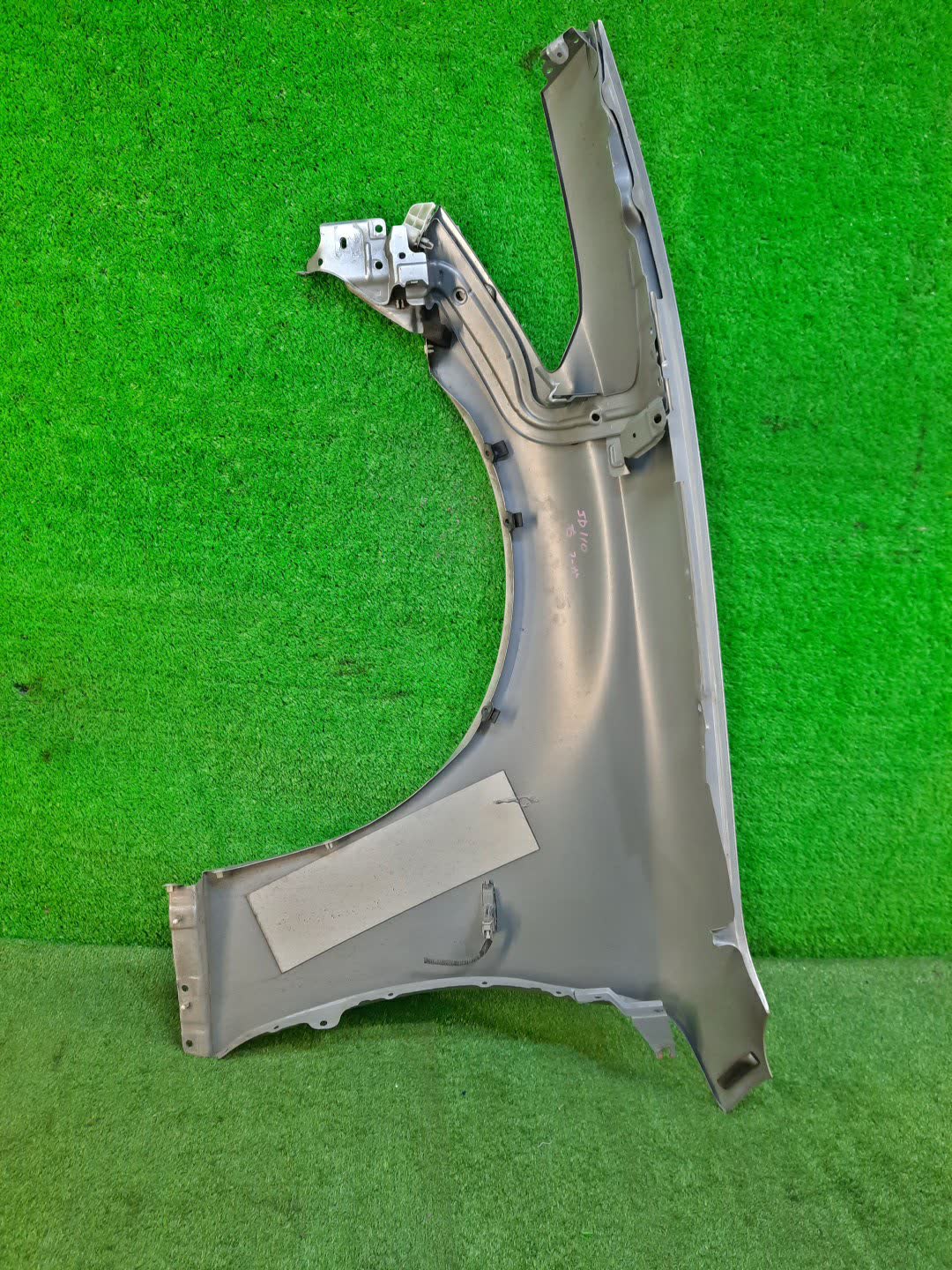 Крыло правое переднее NISSAN FUGA Y51 7657 4 ракурс
