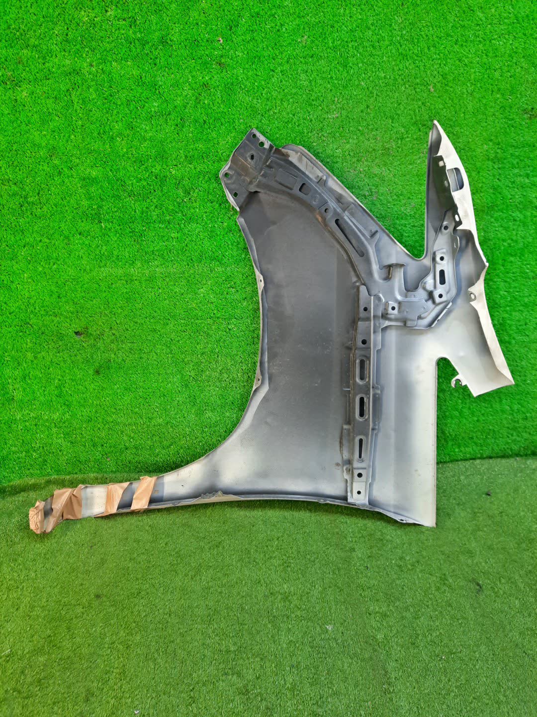 Крыло правое переднее TOYOTA VELLFIRE ANH25W, GGH25W, GGH20W, ANH20W 7768 5 ракурс