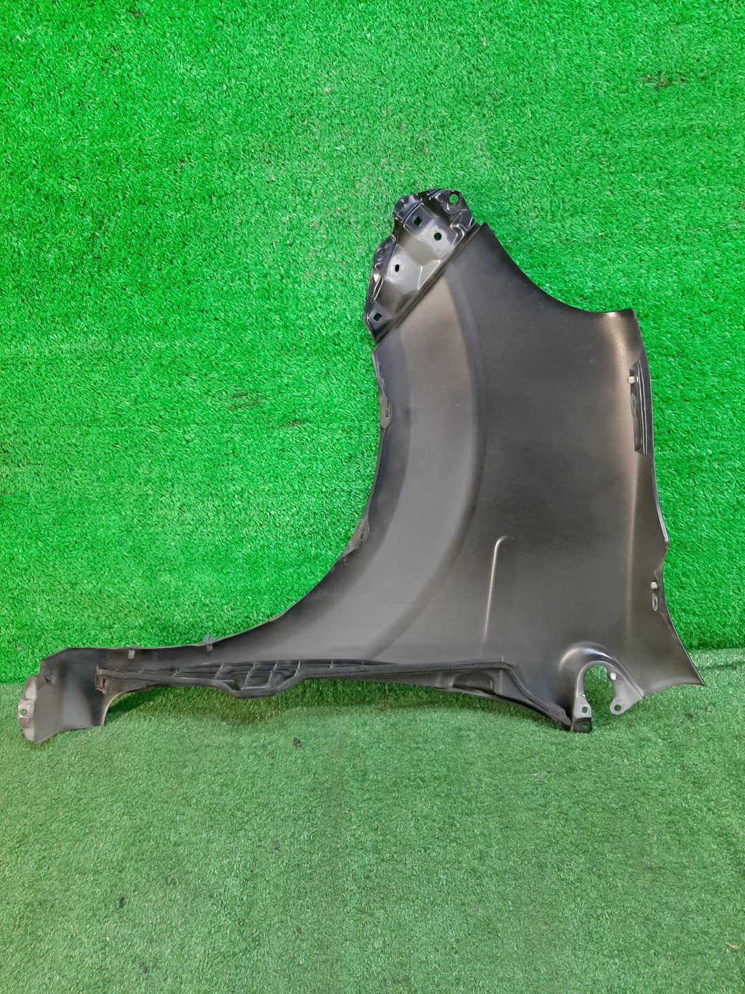 Крыло правое переднее TOYOTA PORTE NCP141, NSP140, NSP141, NCP145 8735 4 ракурс