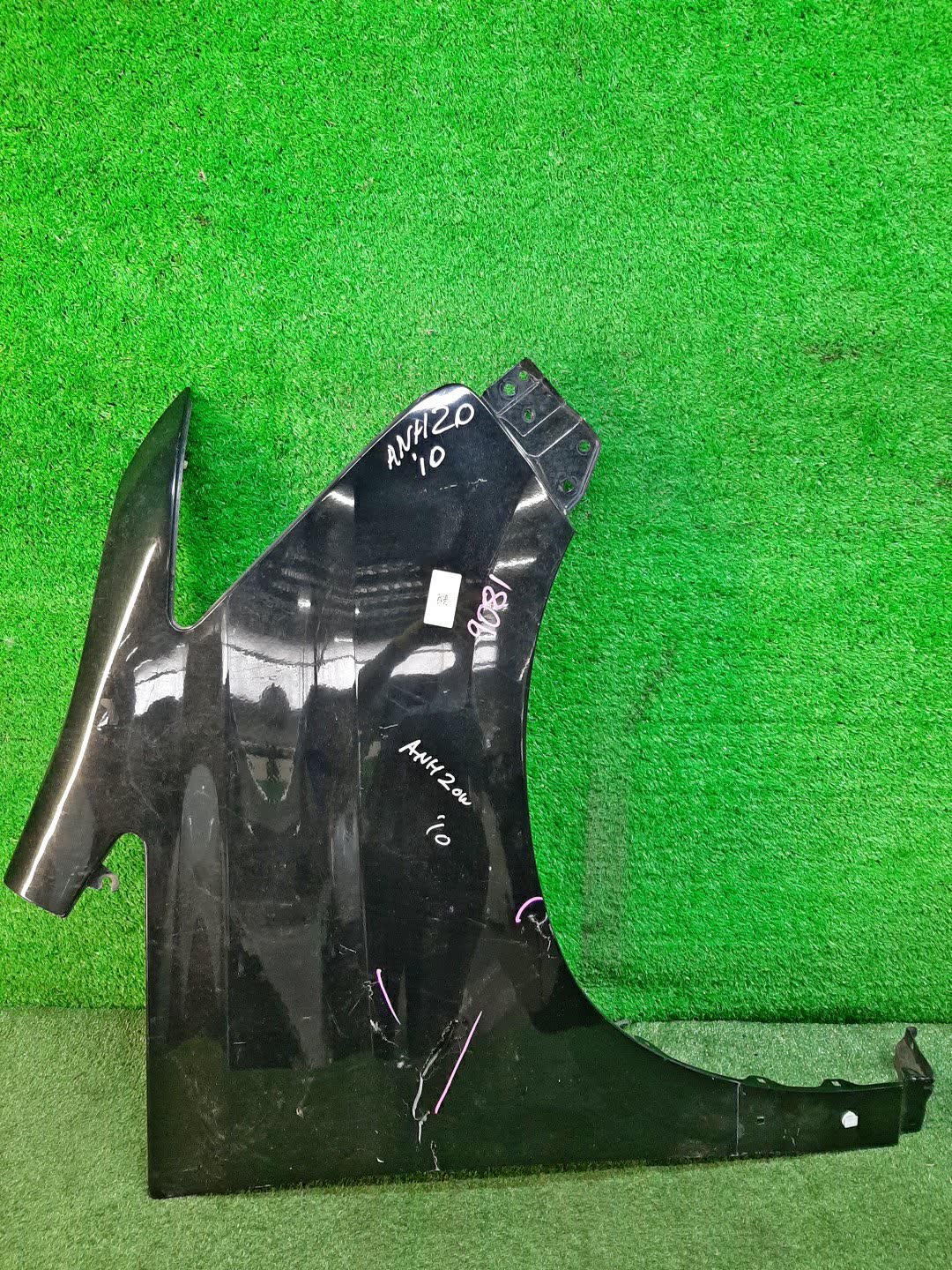 Крыло правое переднее TOYOTA VELLFIRE ANH25W, GGH25W, GGH20W, ANH20W 9081 1 ракурс