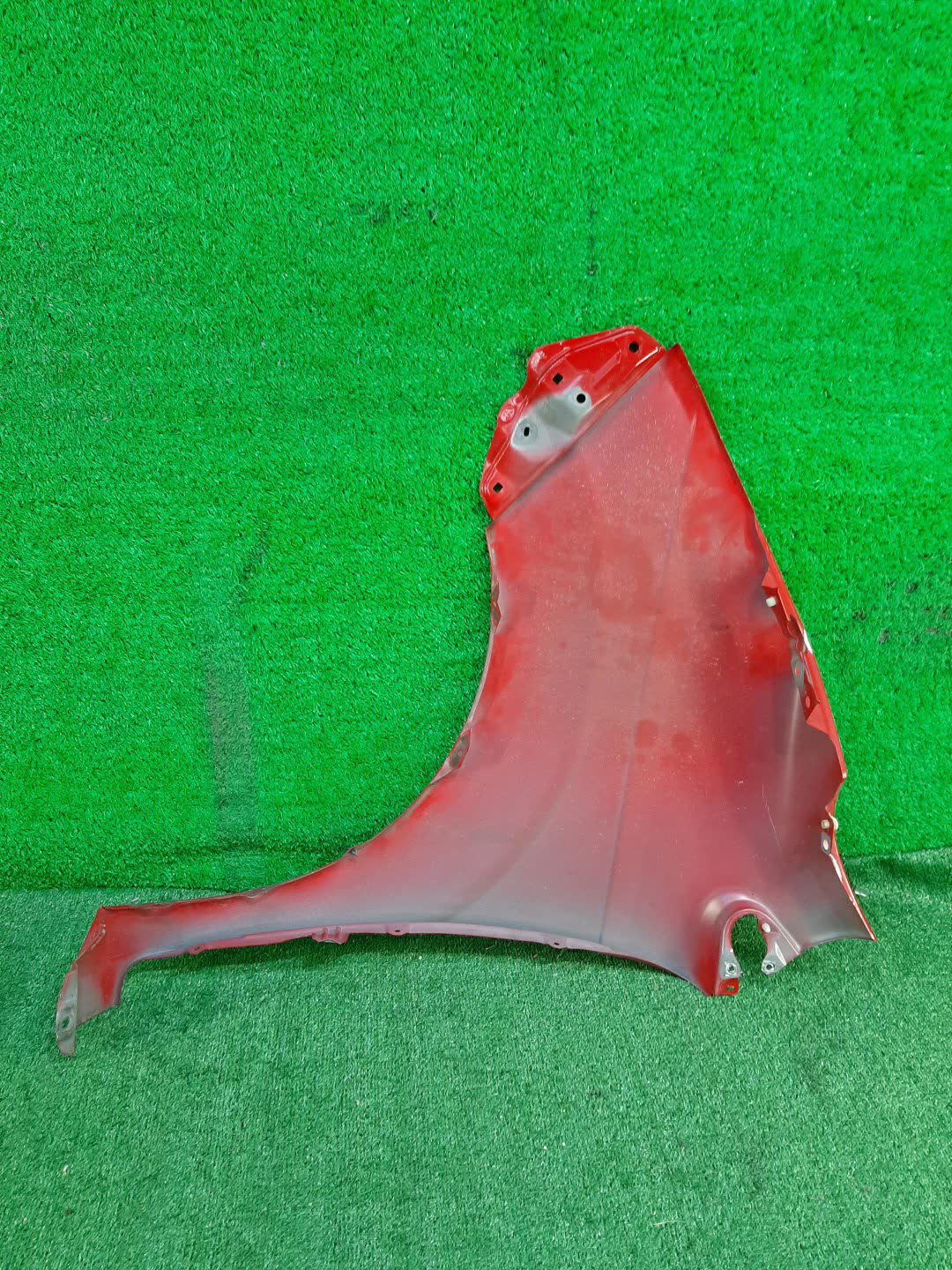 Крыло правое переднее TOYOTA SPADE NCP141, NSP140, NSP141, NCP145 0653 4 ракурс