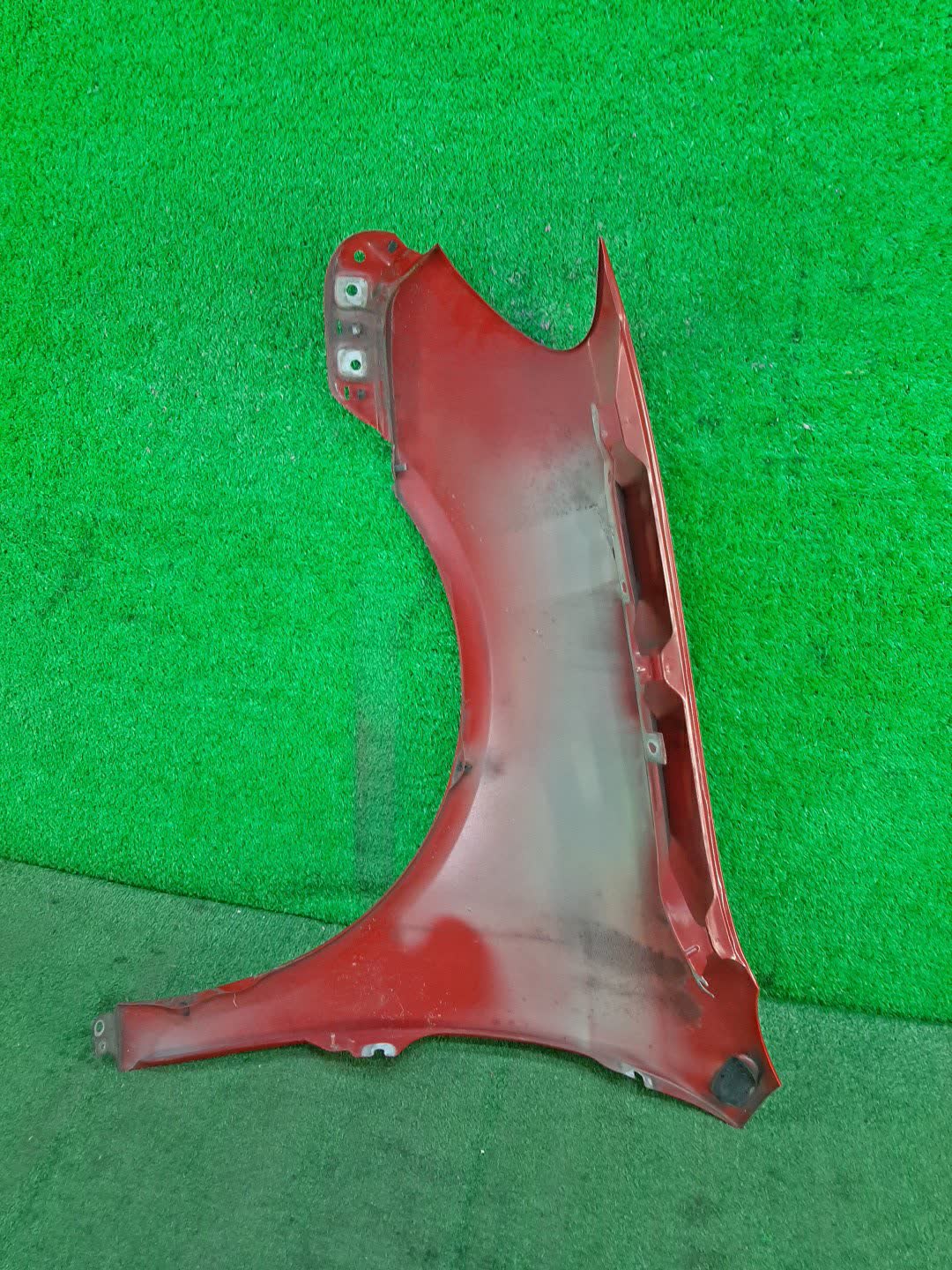 Крыло правое переднее VOLKSWAGEN GOLF 5K1, MK6, AJ5 1K9821022 3 ракурс