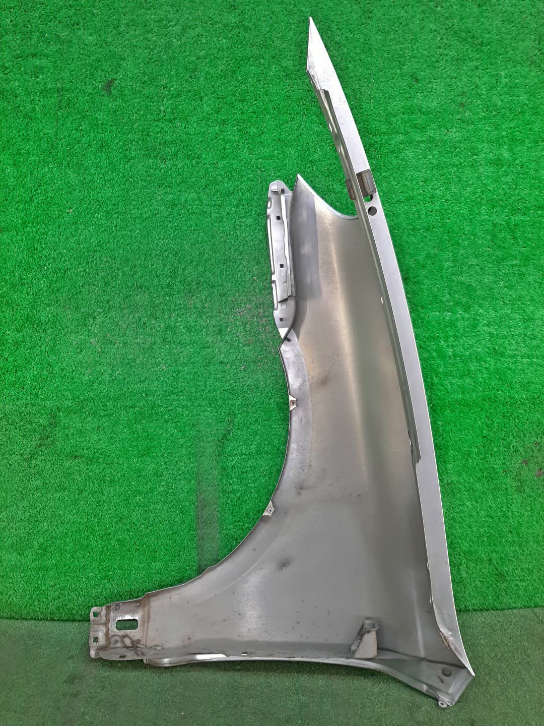 Крыло правое переднее PORSCHE CAYENNE 957 4471 5 ракурс
