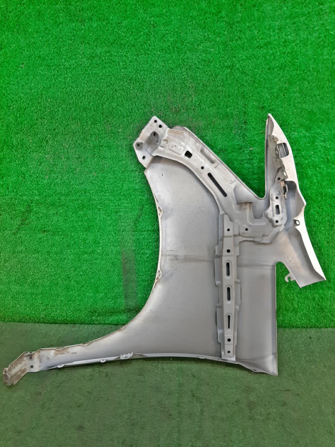 Крыло правое переднее TOYOTA VELLFIRE ANH25W, GGH25W, GGH20W, ANH20W 4578 3 ракурс