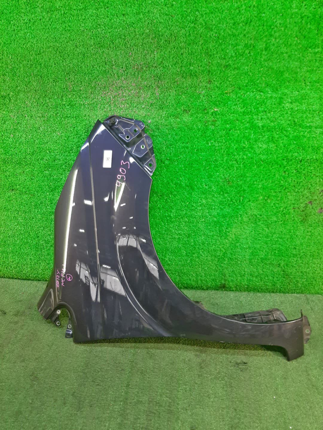 Крыло правое переднее TOYOTA SPADE NCP141, NSP140, NSP141, NCP145 4903 1 ракурс
