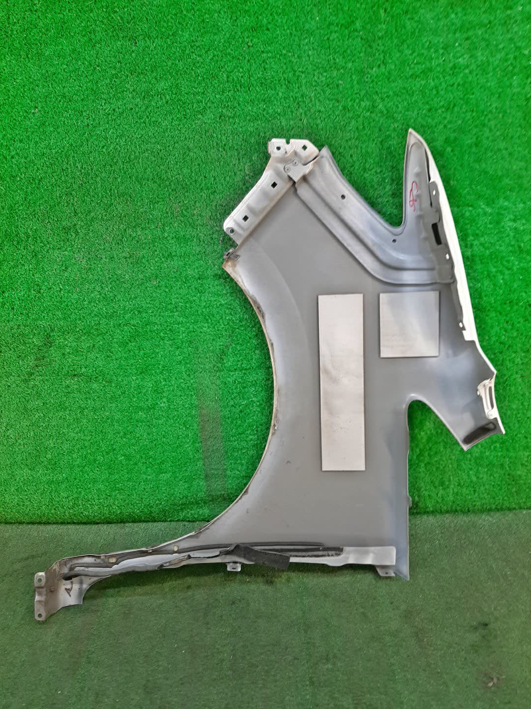 Крыло правое переднее NISSAN SERENA C26 5145 3 ракурс