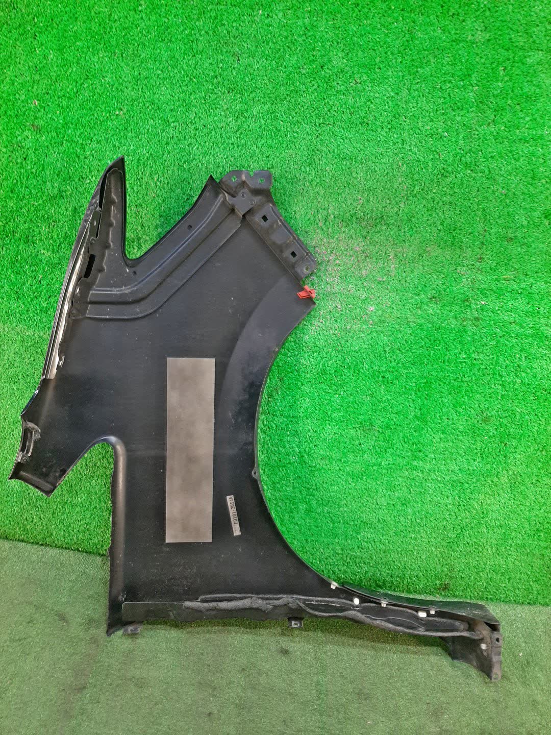 Крыло левое переднее NISSAN SERENA C26 6065 3 ракурс