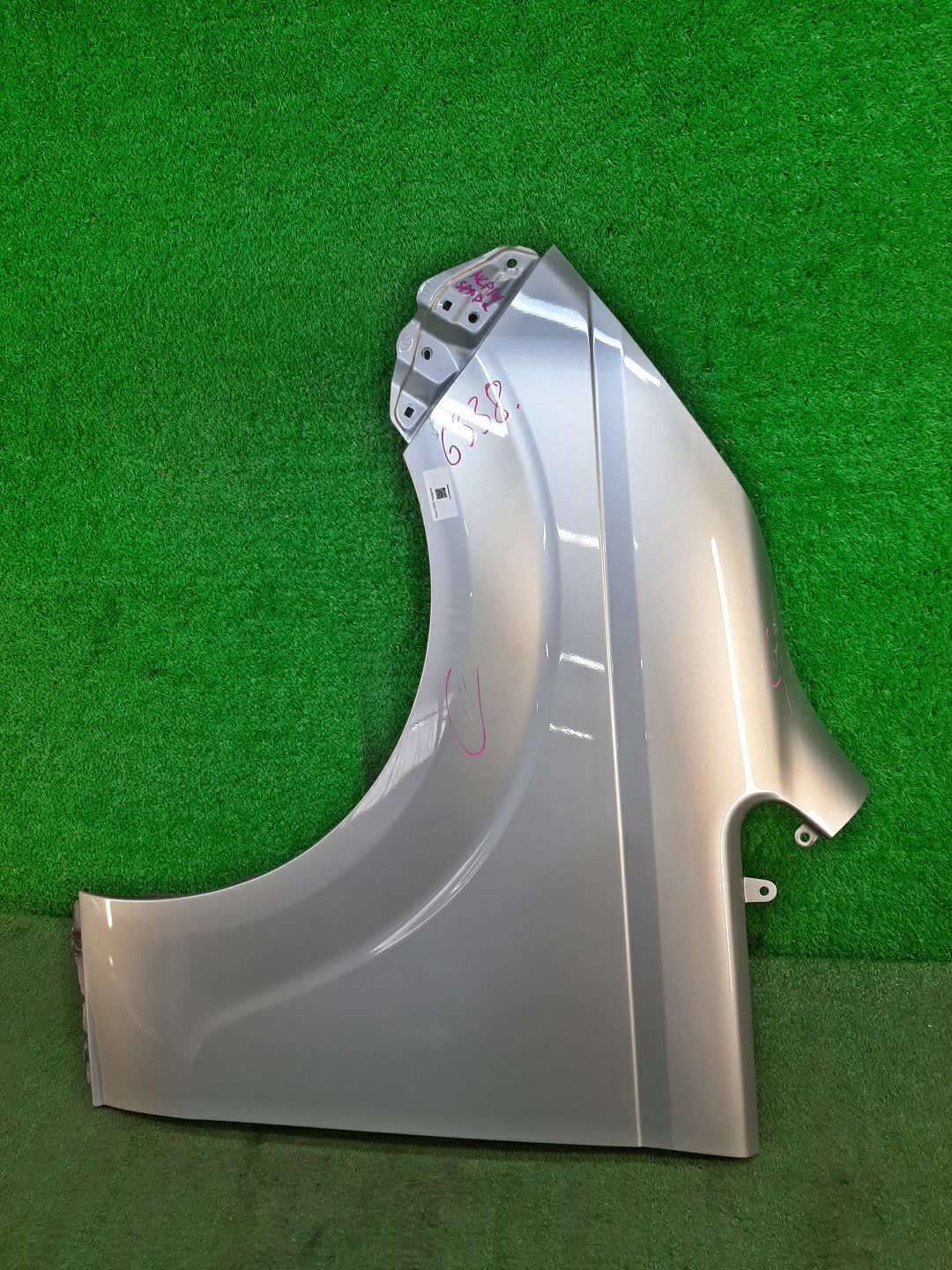 Крыло левое переднее TOYOTA SPADE NCP141, NSP140, NSP141, NCP145 6338 1 ракурс